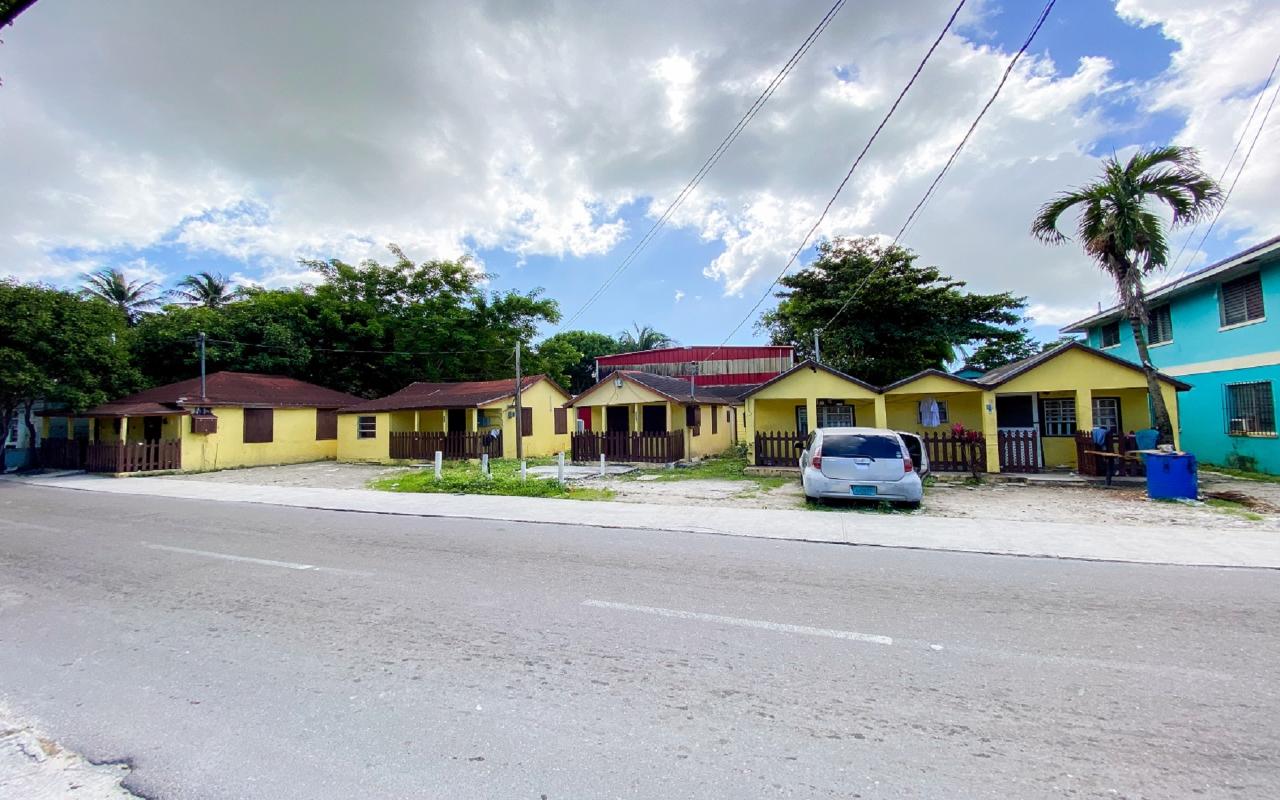 PARCELS 1 & 2 GRANTS TOWN