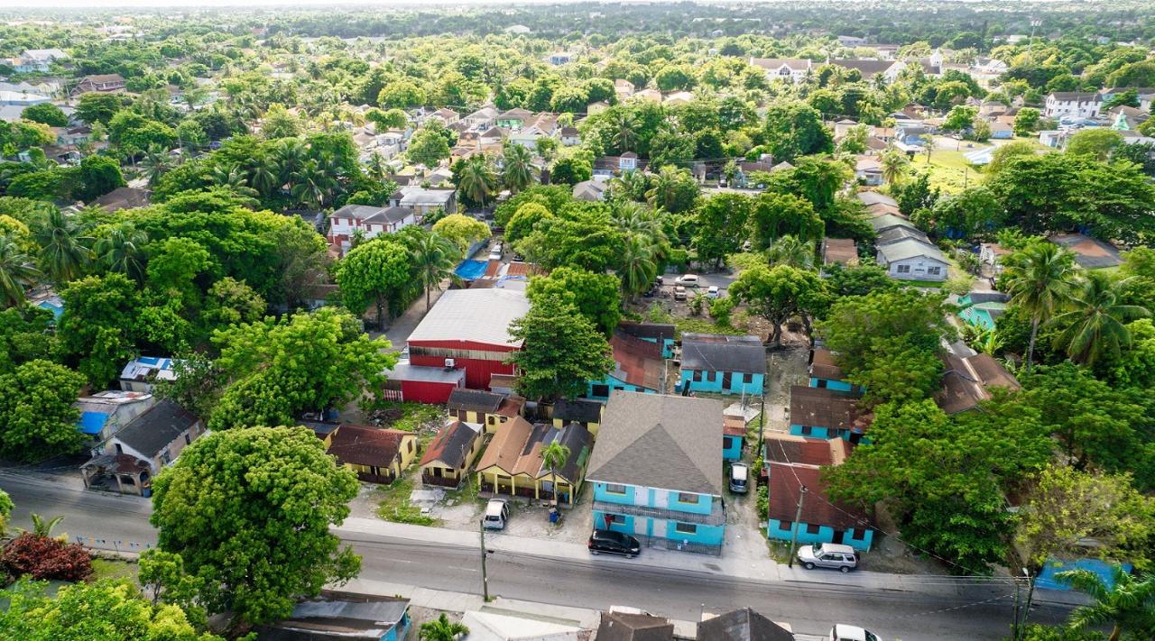 PARCELS 1 & 2 GRANTS TOWN