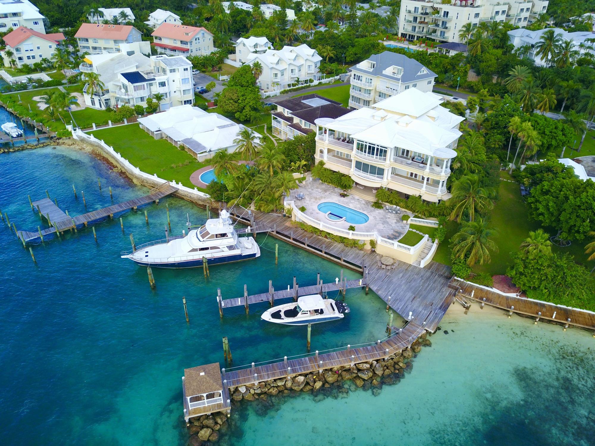 PORT MANOR PENTHOUSE