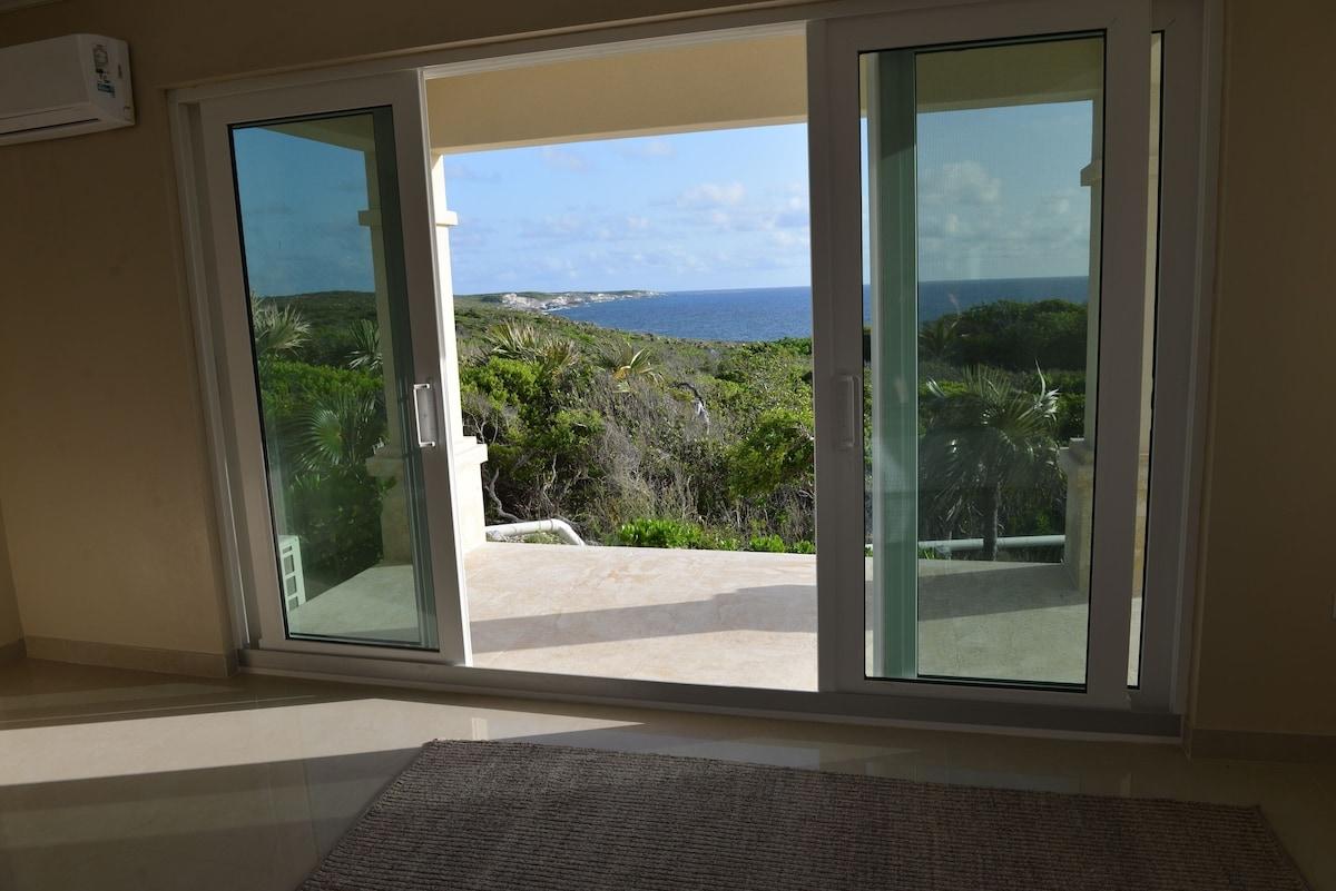 5 BEDROOM 4.5 BATH HOUSE