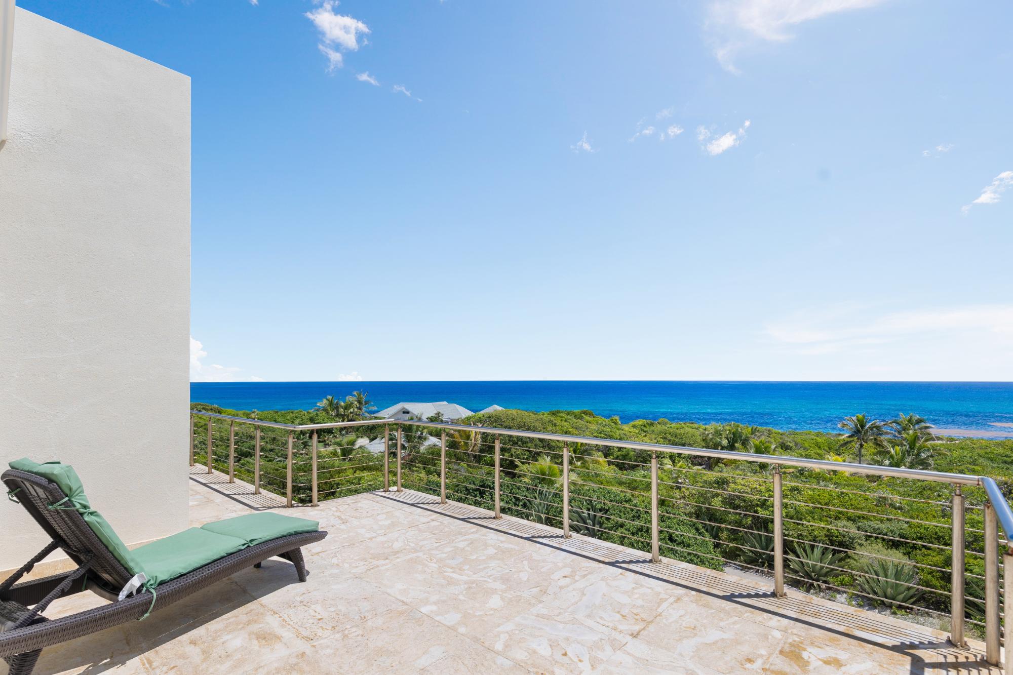 5 BEDROOM 4.5 BATH HOUSE