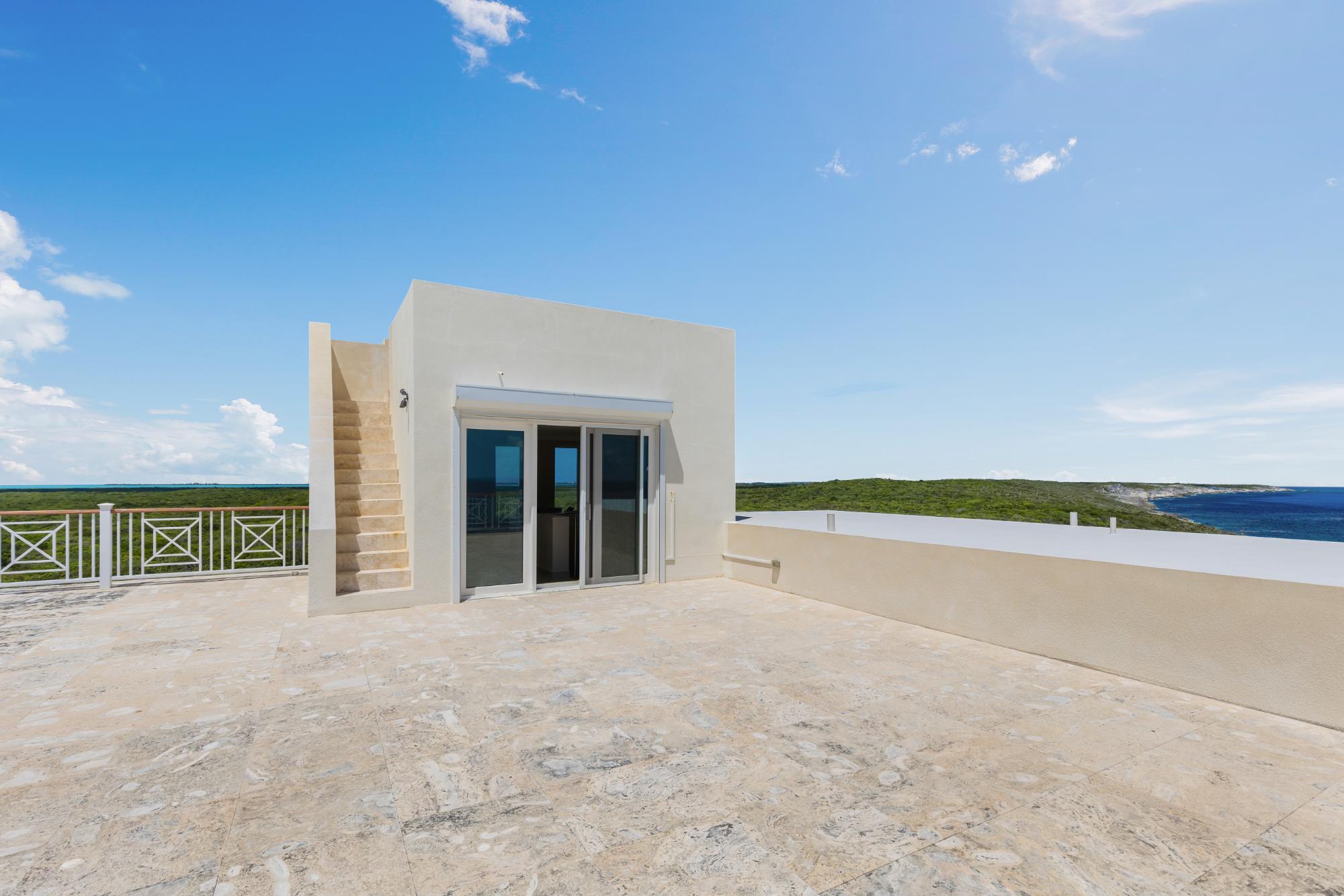 5 BEDROOM 4.5 BATH HOUSE