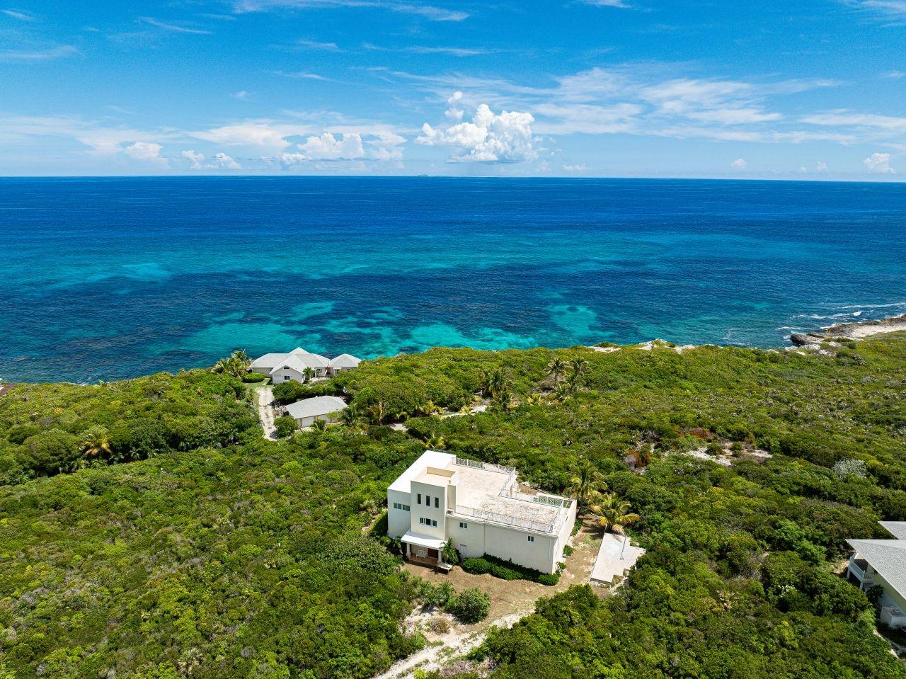 5 BEDROOM 4.5 BATH HOUSE