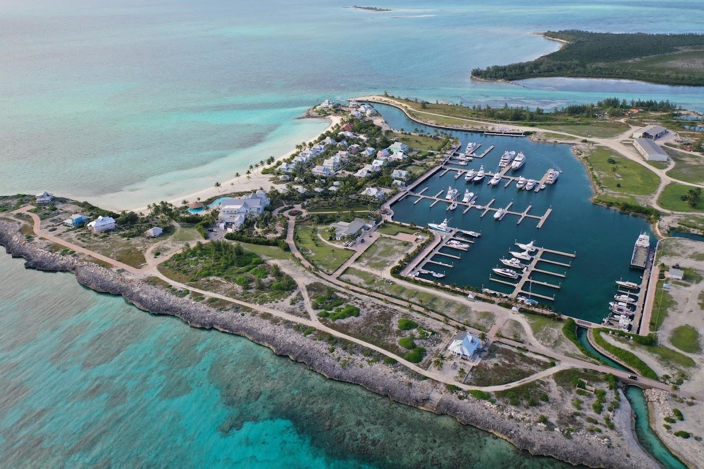 CHUB CAY RESORT & MARINA