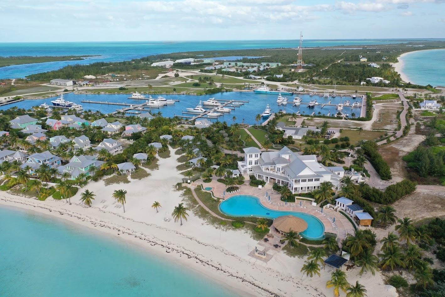 CHUB CAY RESORT & MARINA