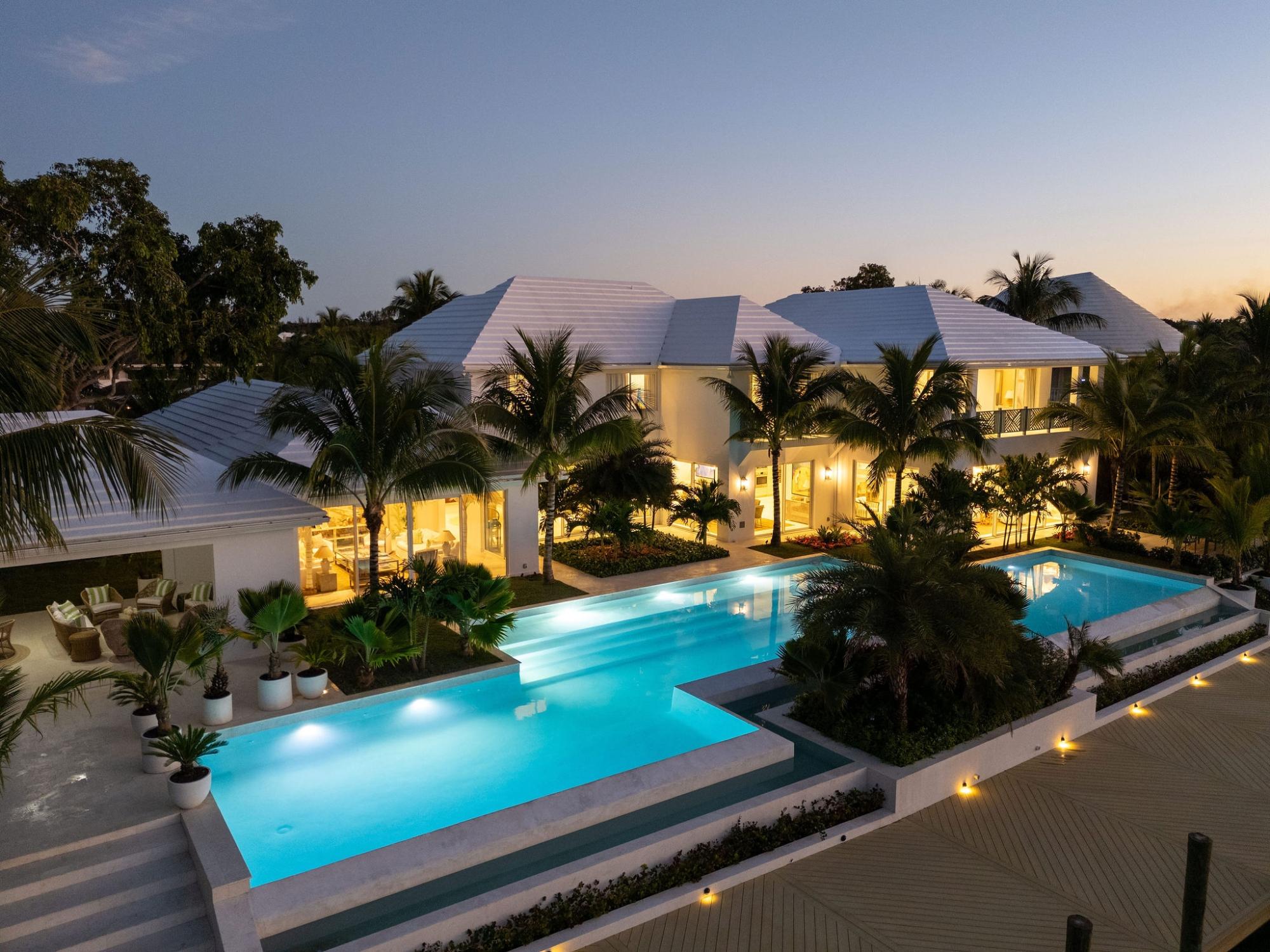 MANSION IN LYFORD CAY