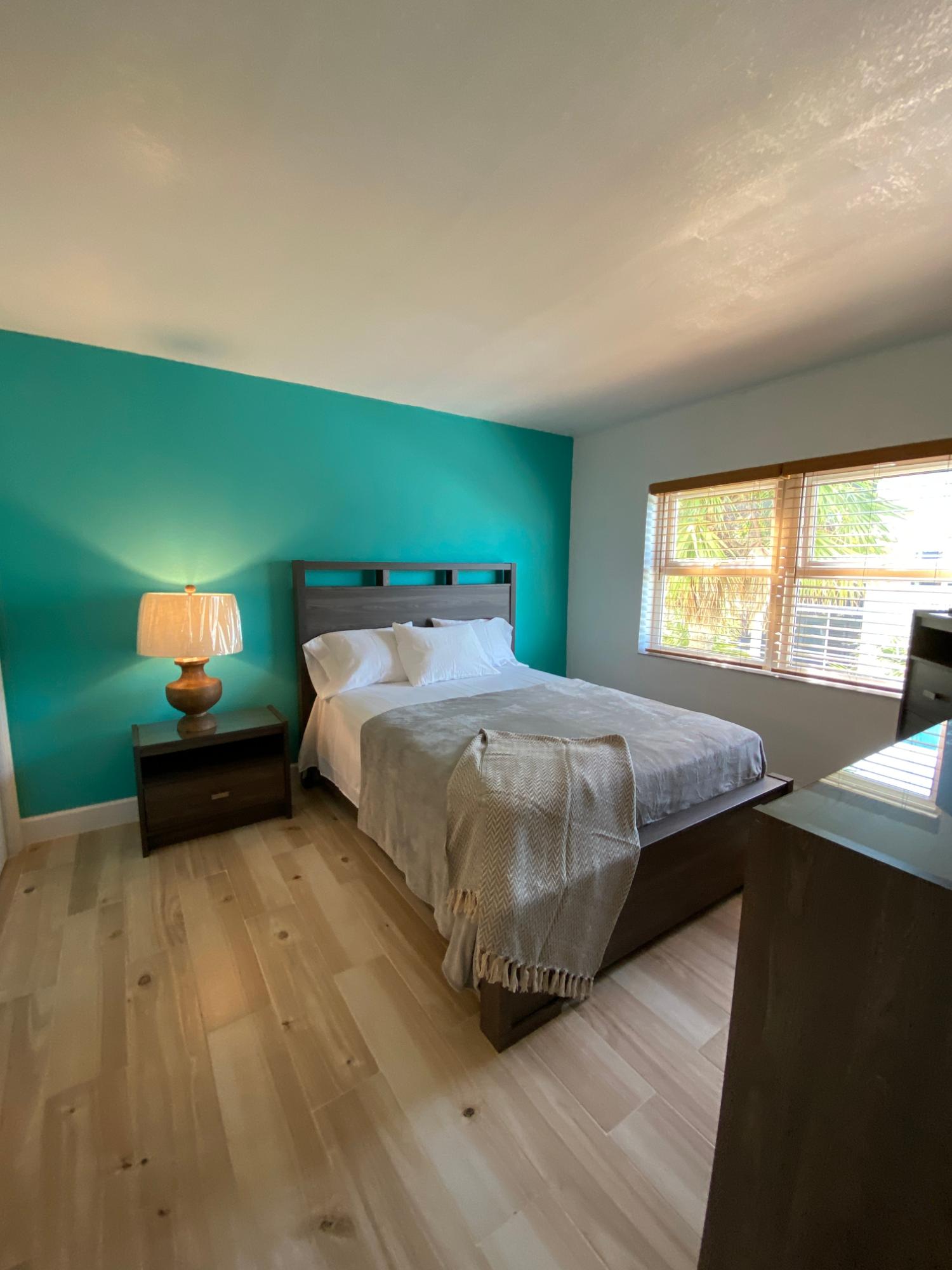 COVE HOUSE CONDOMINIUMS