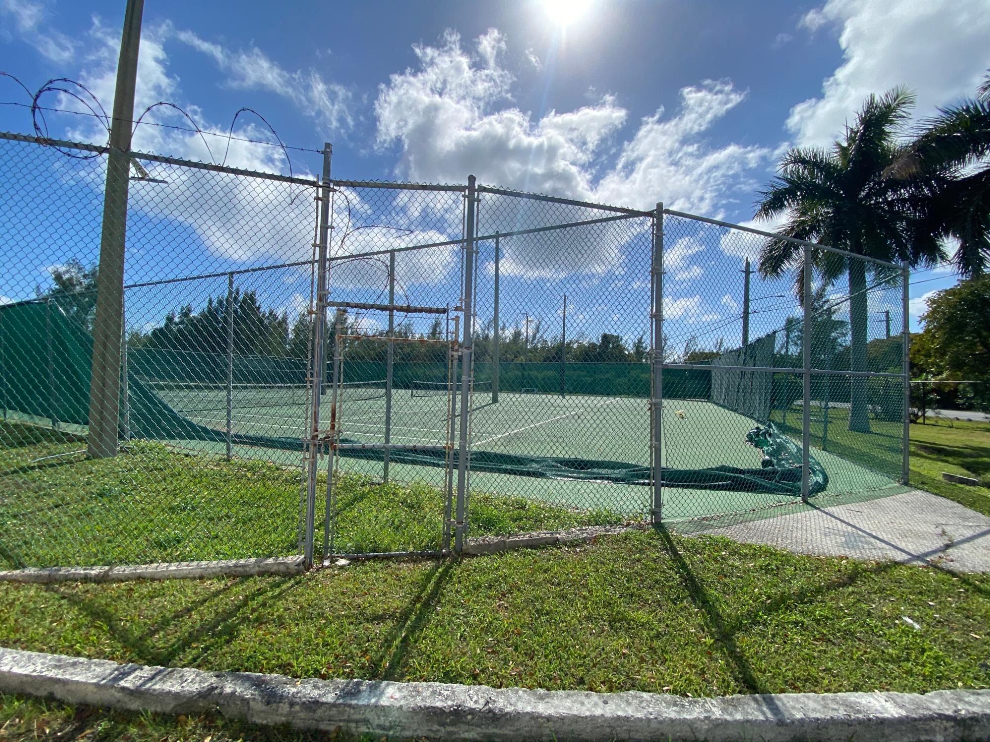 COVE HOUSE CONDOMINIUMS