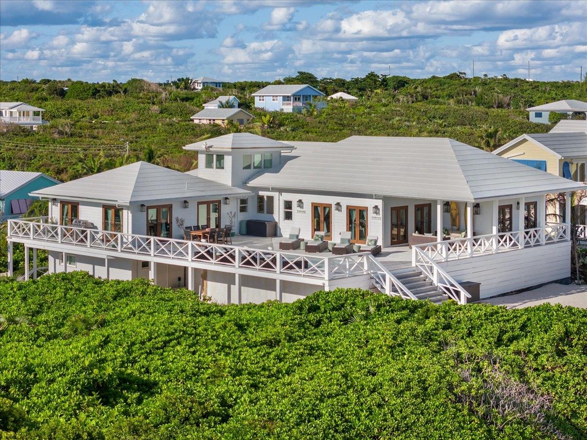 LUXURY OCEAN VILLA
