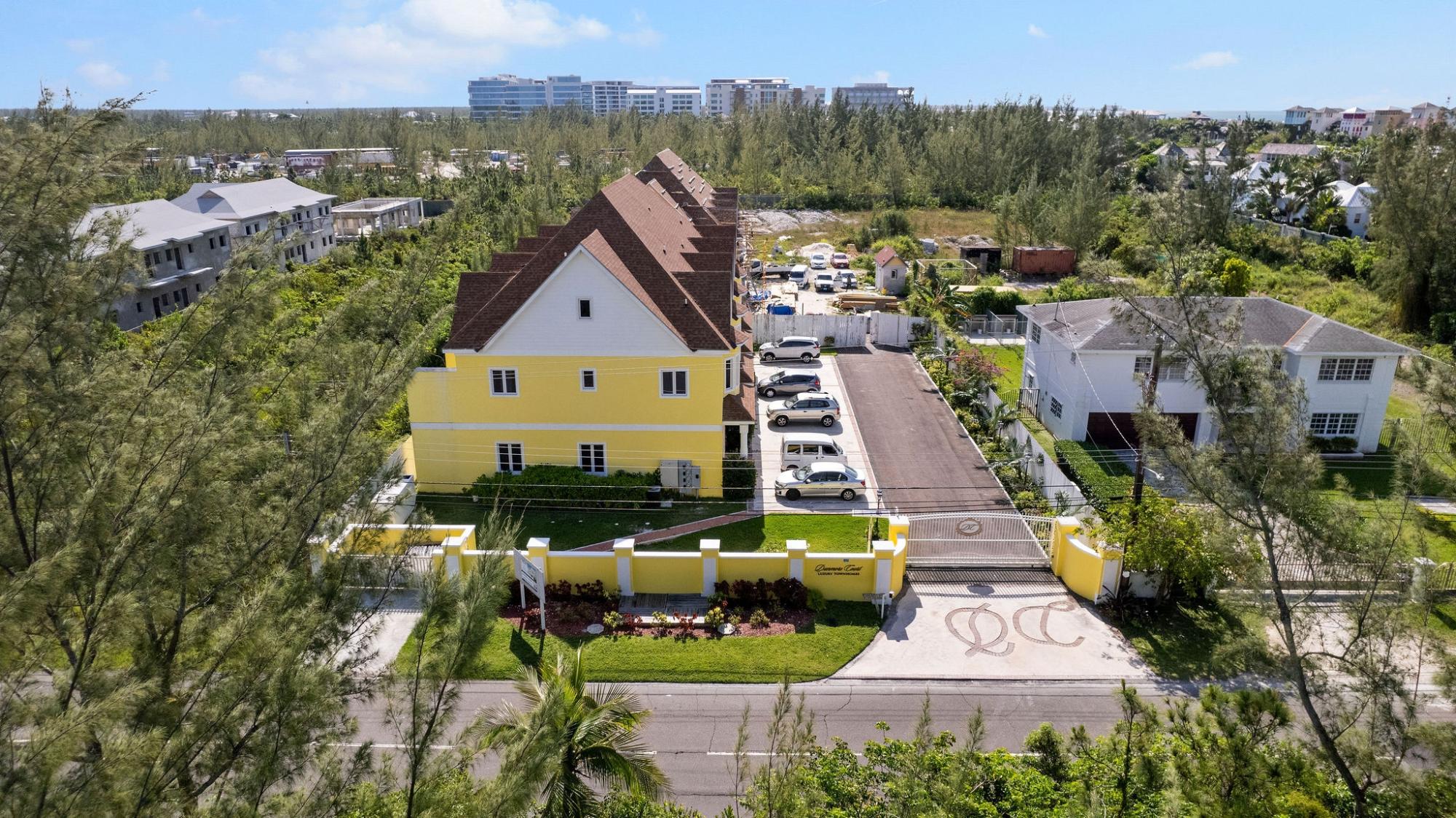 4 DUNMORE CT  SOUTH OCEAN