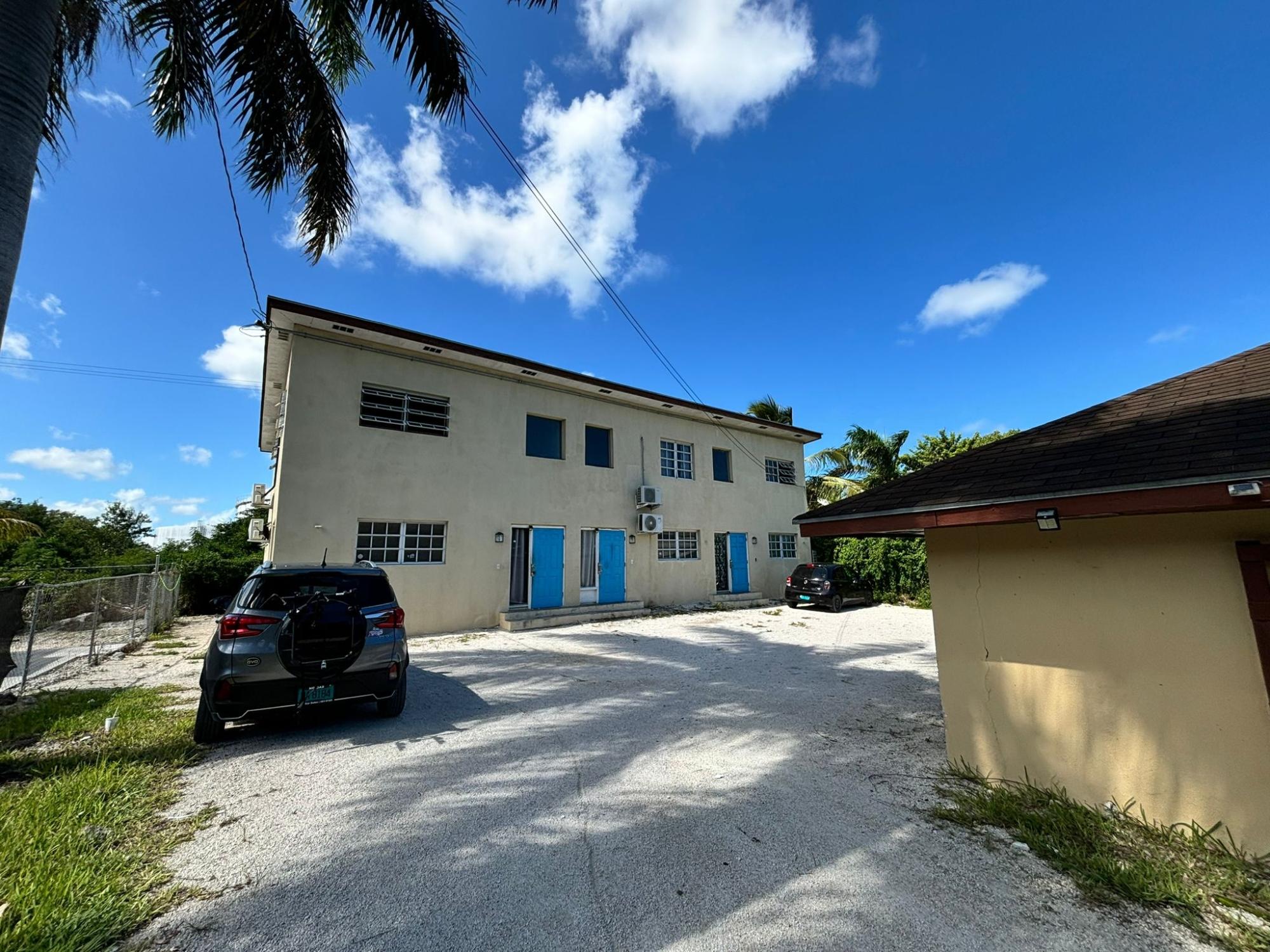 KIM’S CRESCENT, BAILLOU H