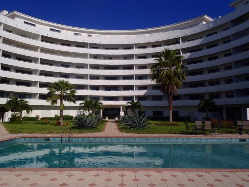 SILVER POINT CONDOMINIUM