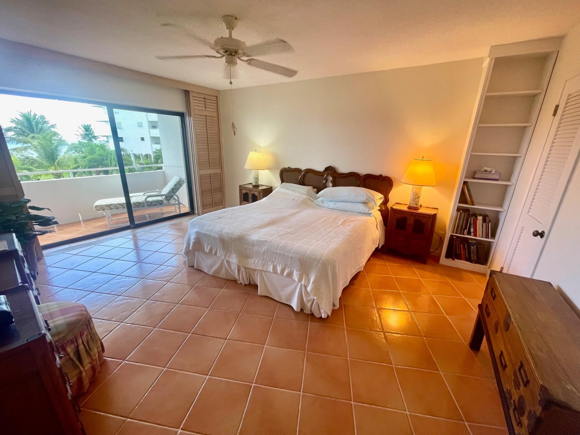 SILVER POINT CONDOMINIUM