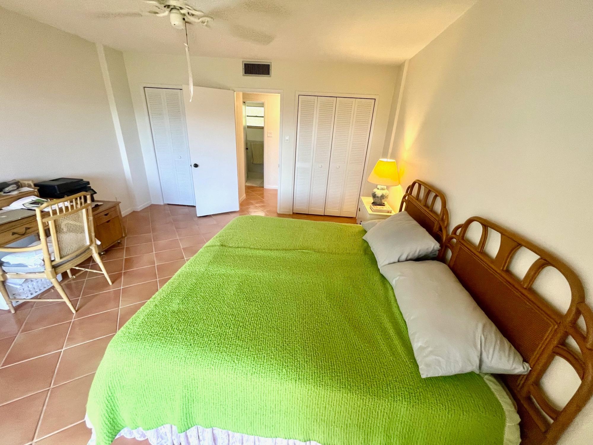 SILVER POINT CONDOMINIUM