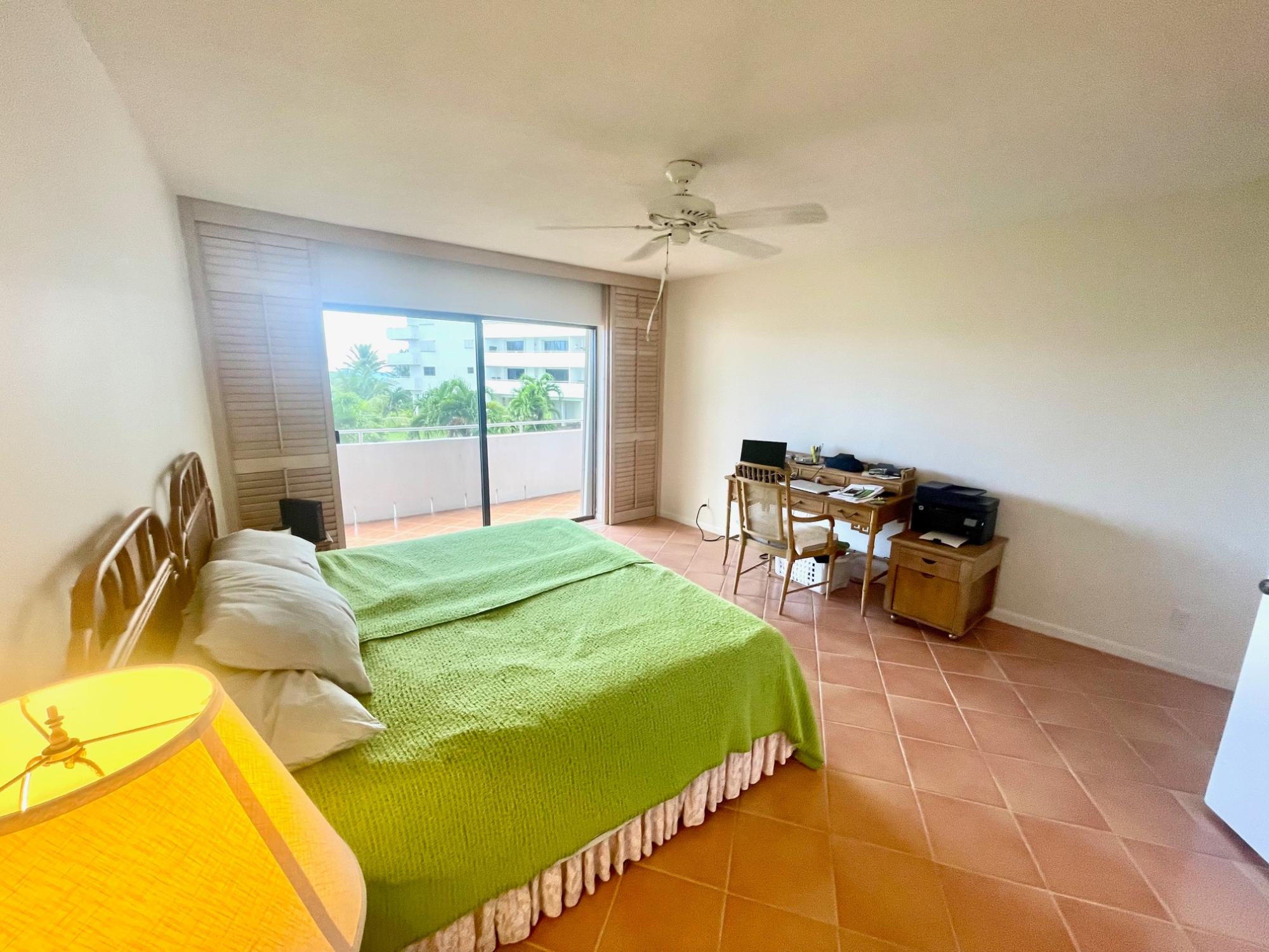 SILVER POINT CONDOMINIUM