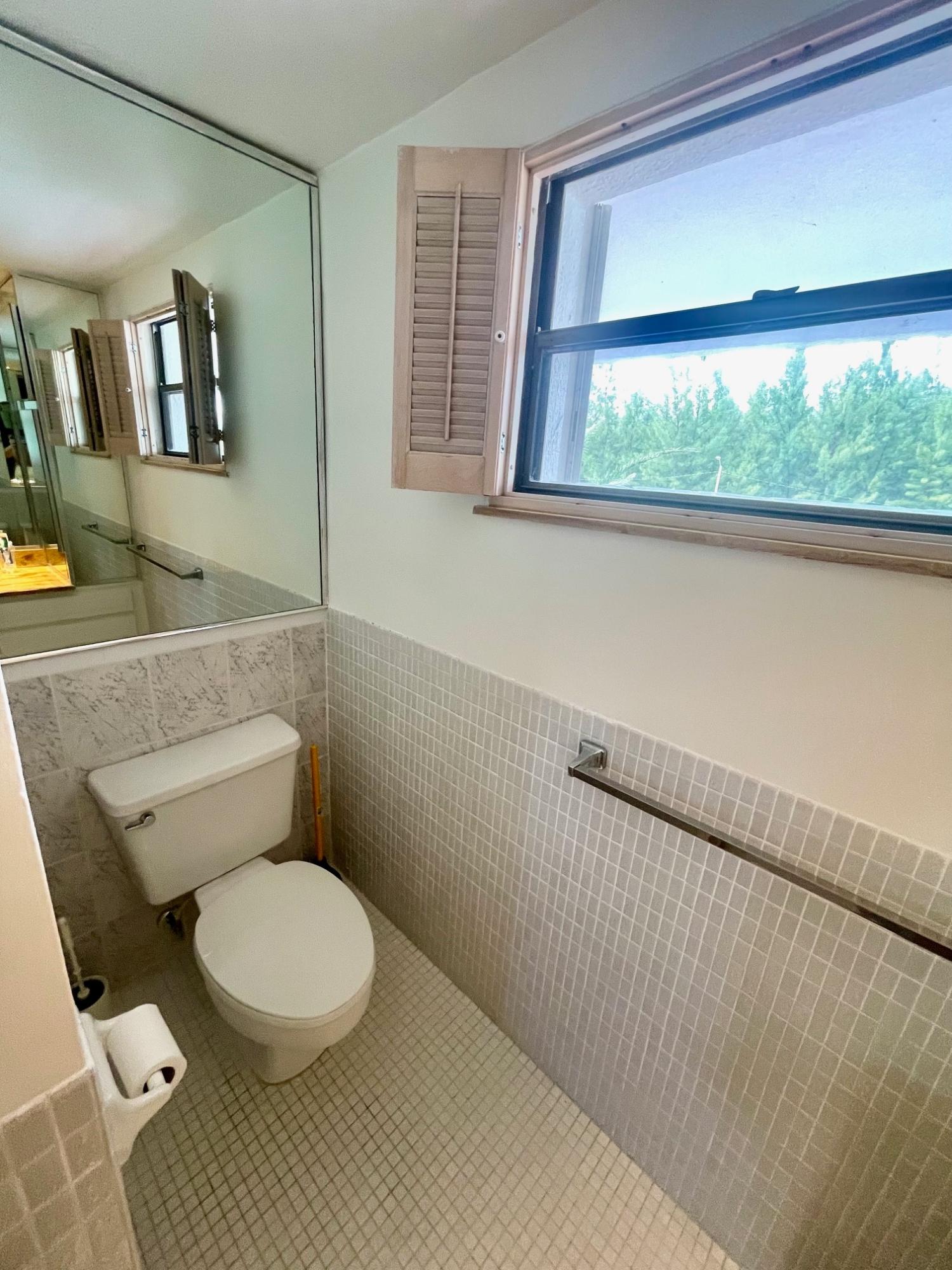 SILVER POINT CONDOMINIUM
