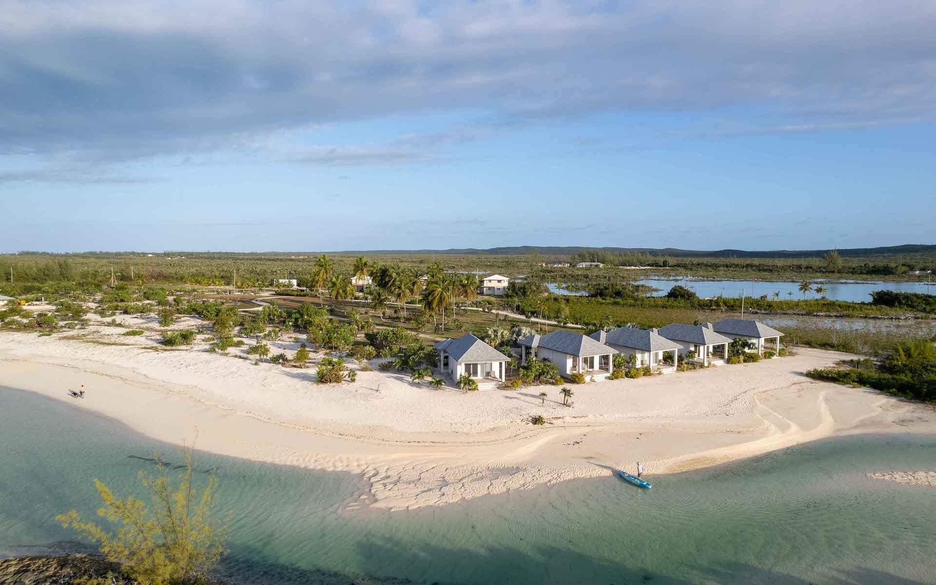 FOUNTAIN BAY RESORT