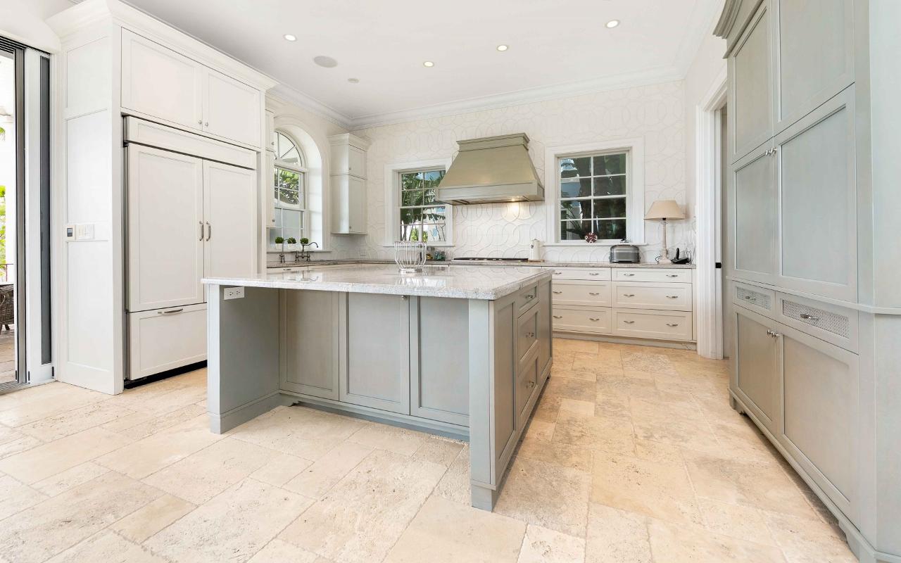 9 CHARLESTON LANE RENTAL