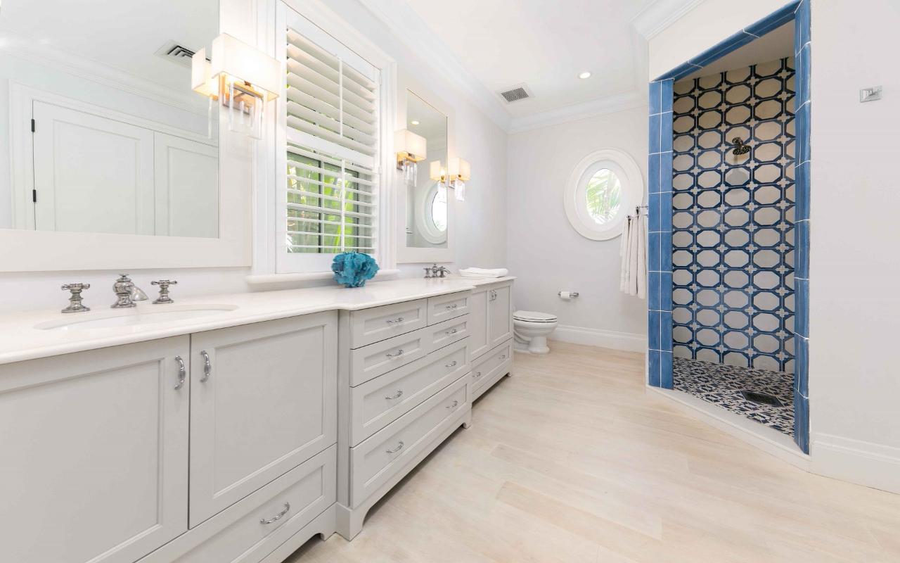 9 CHARLESTON LANE RENTAL