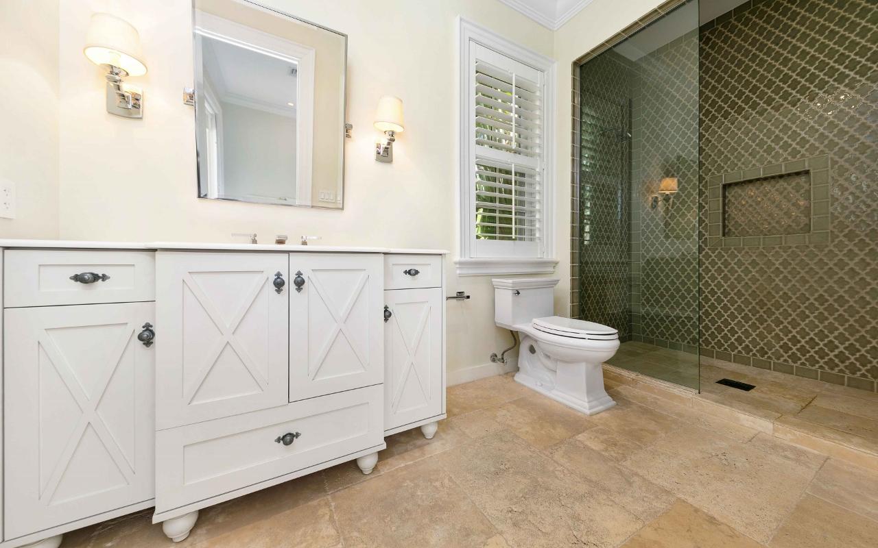 9 CHARLESTON LANE RENTAL
