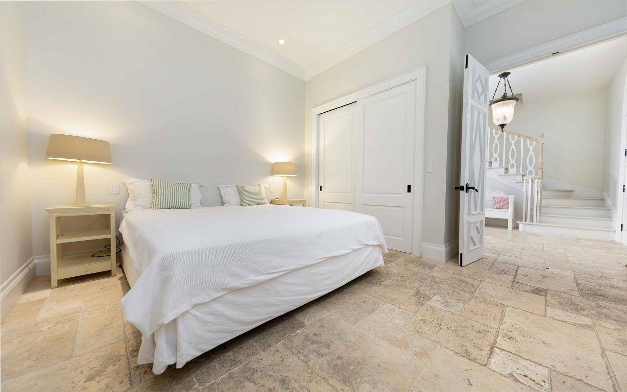 9 CHARLESTON LANE RENTAL