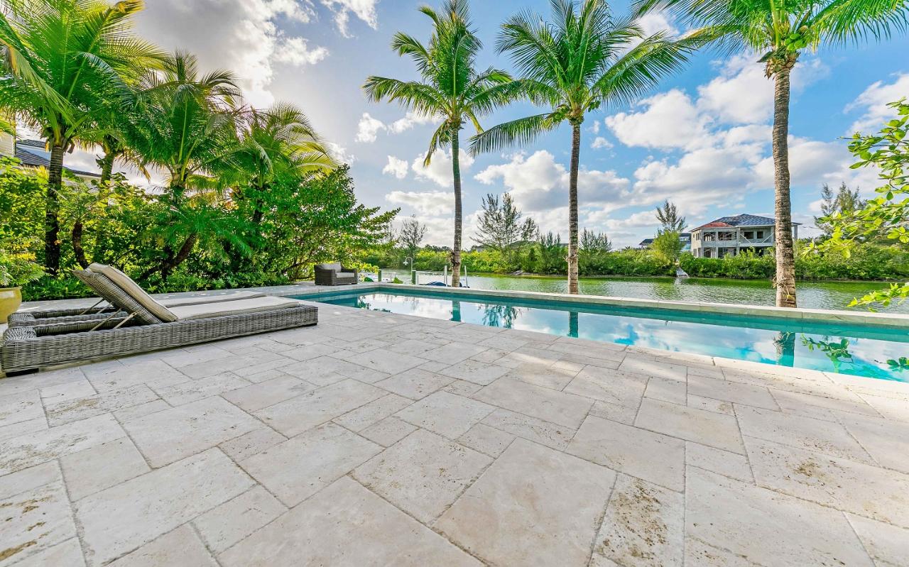 9 CHARLESTON LANE RENTAL