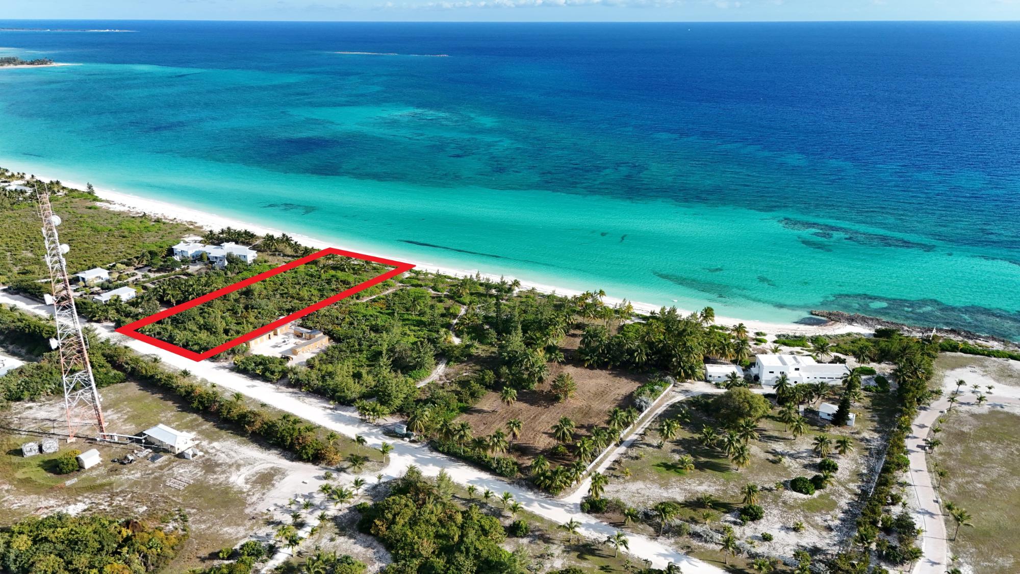 QUEENS BEACH  CHUB CAY