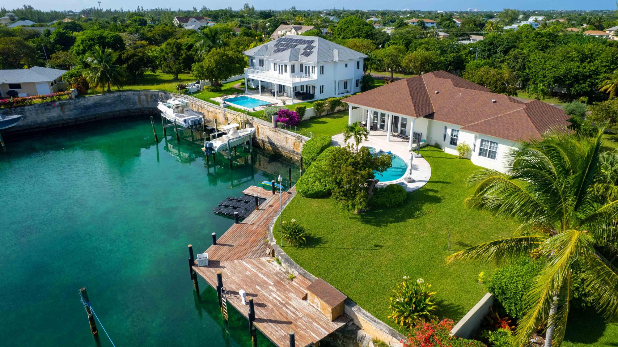 CANAL FRONT RESIDENCE