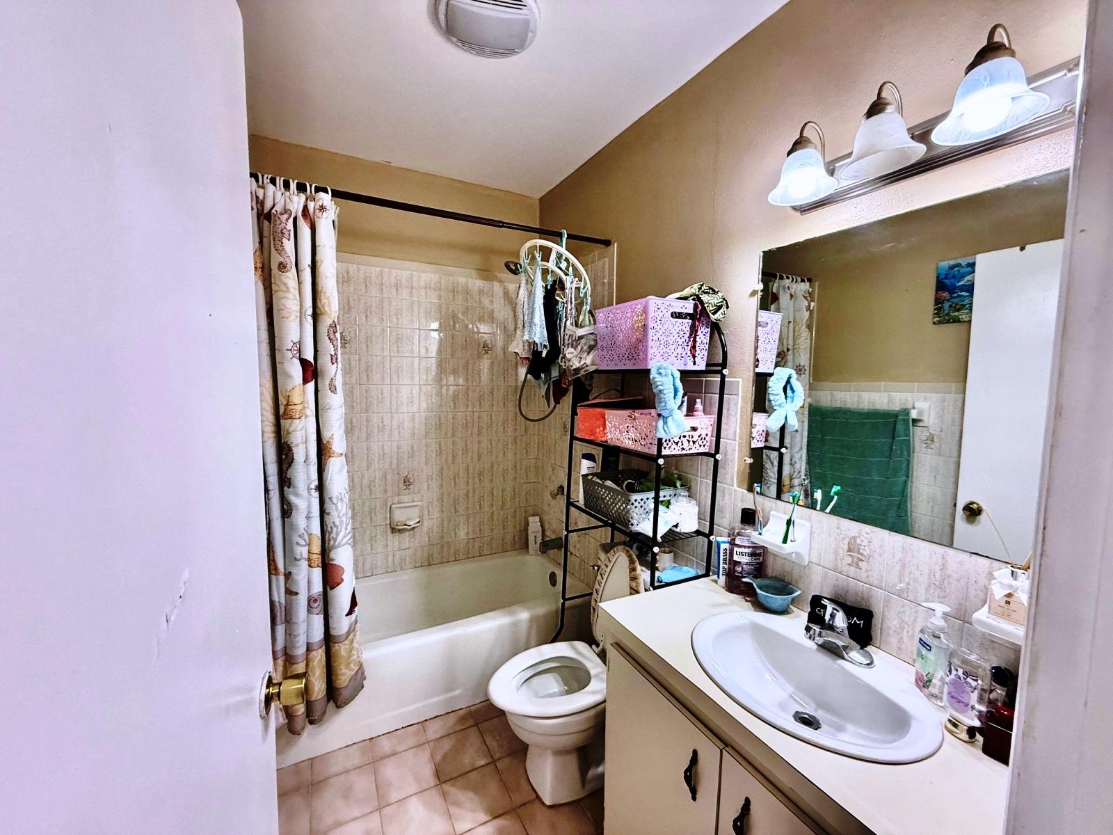 5 TOWNHOUSE APARTMENT BLD