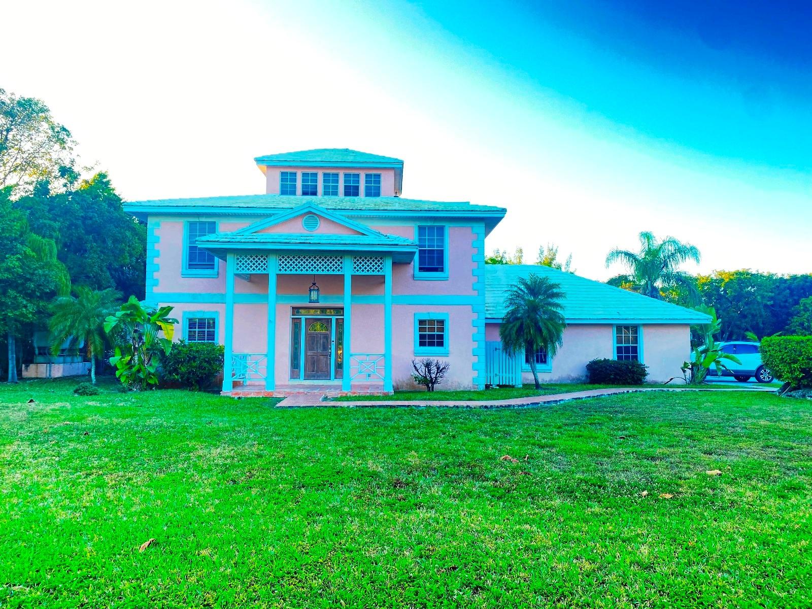 HOME IN FORTUNE CAY