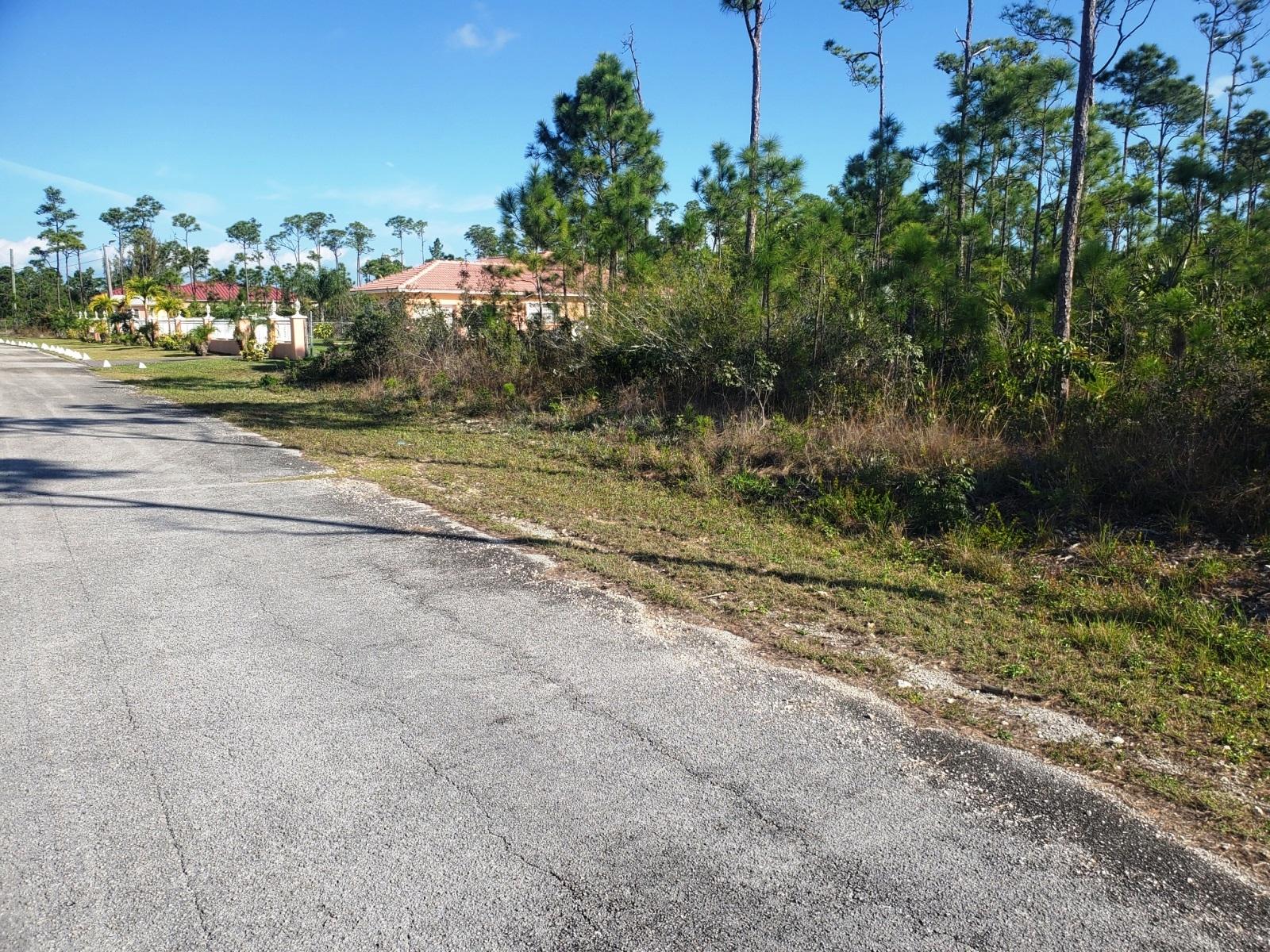 GREENING GLADE LOT