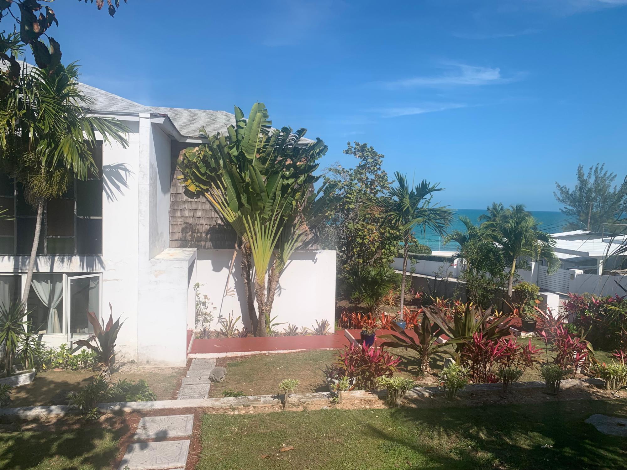 Tradewinds Drive