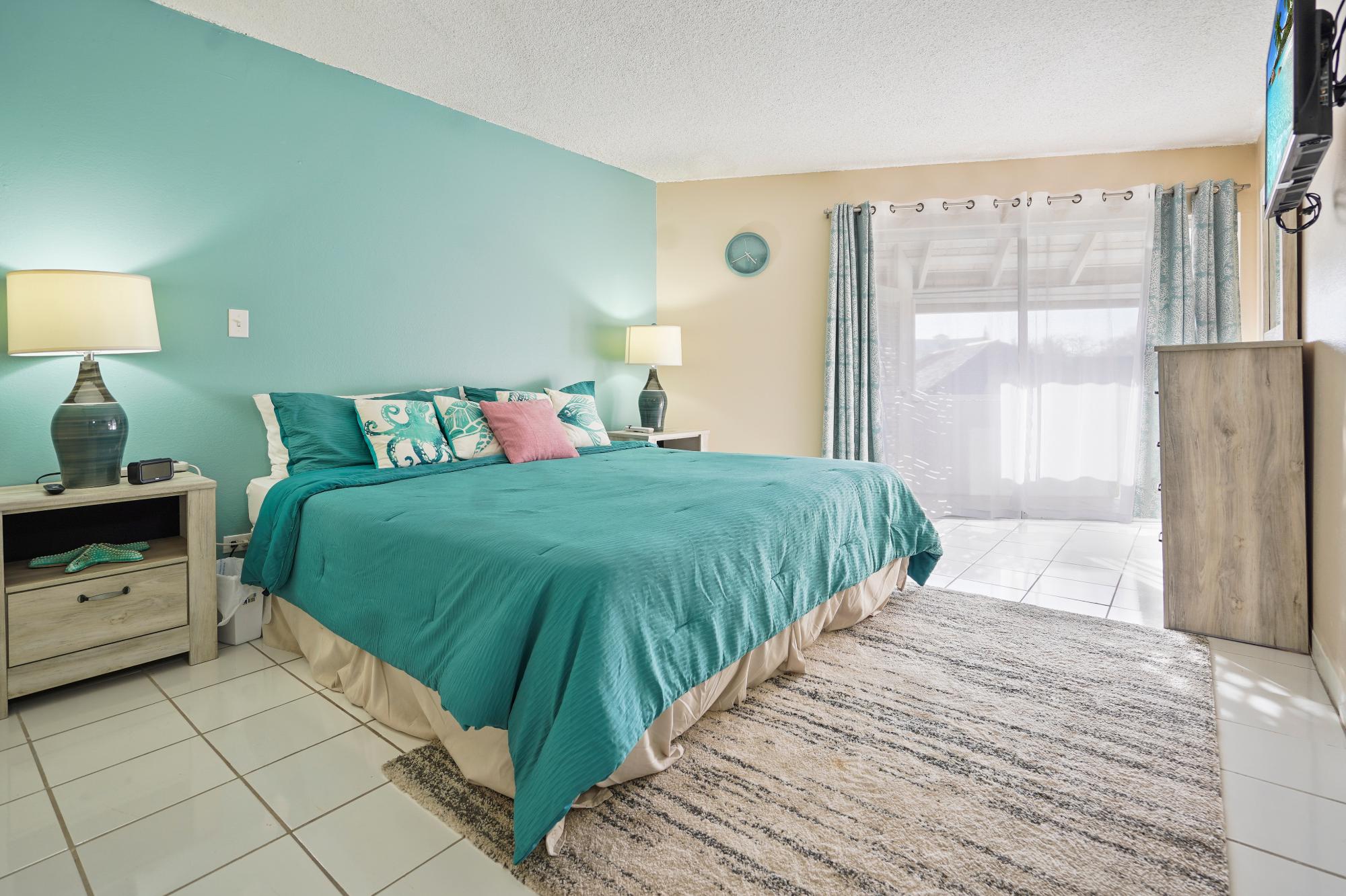 Cable Beach Condo