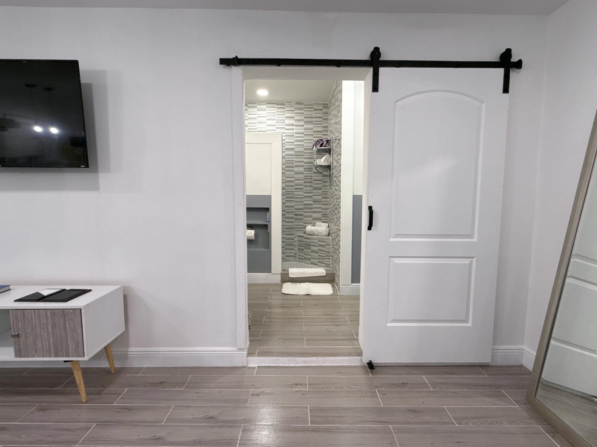 Studio 1 Atlantic Dr