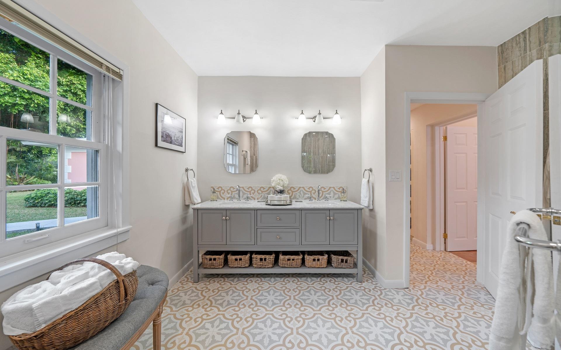 LYFORD CAY HOME