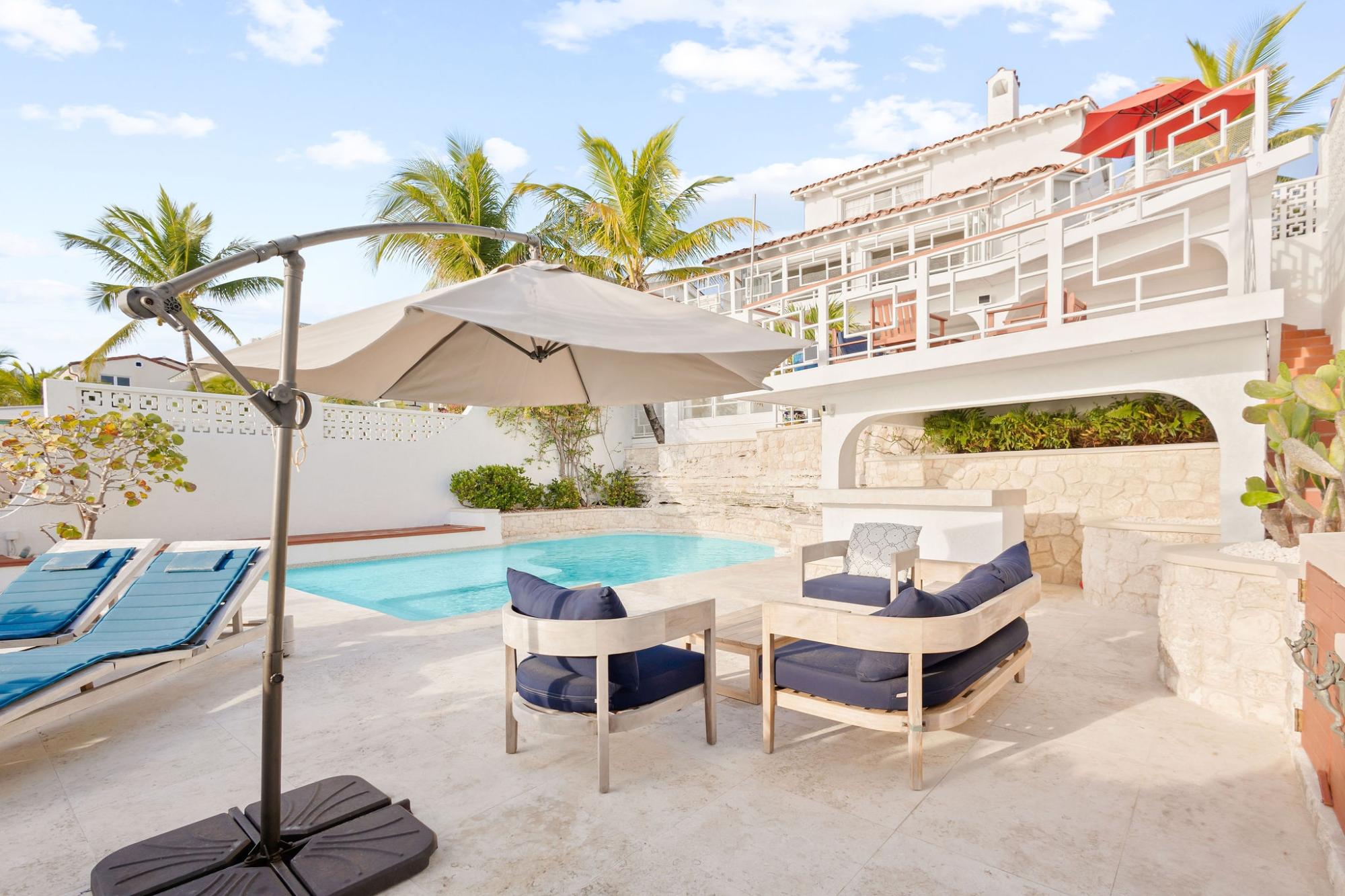 Dolphin Villa