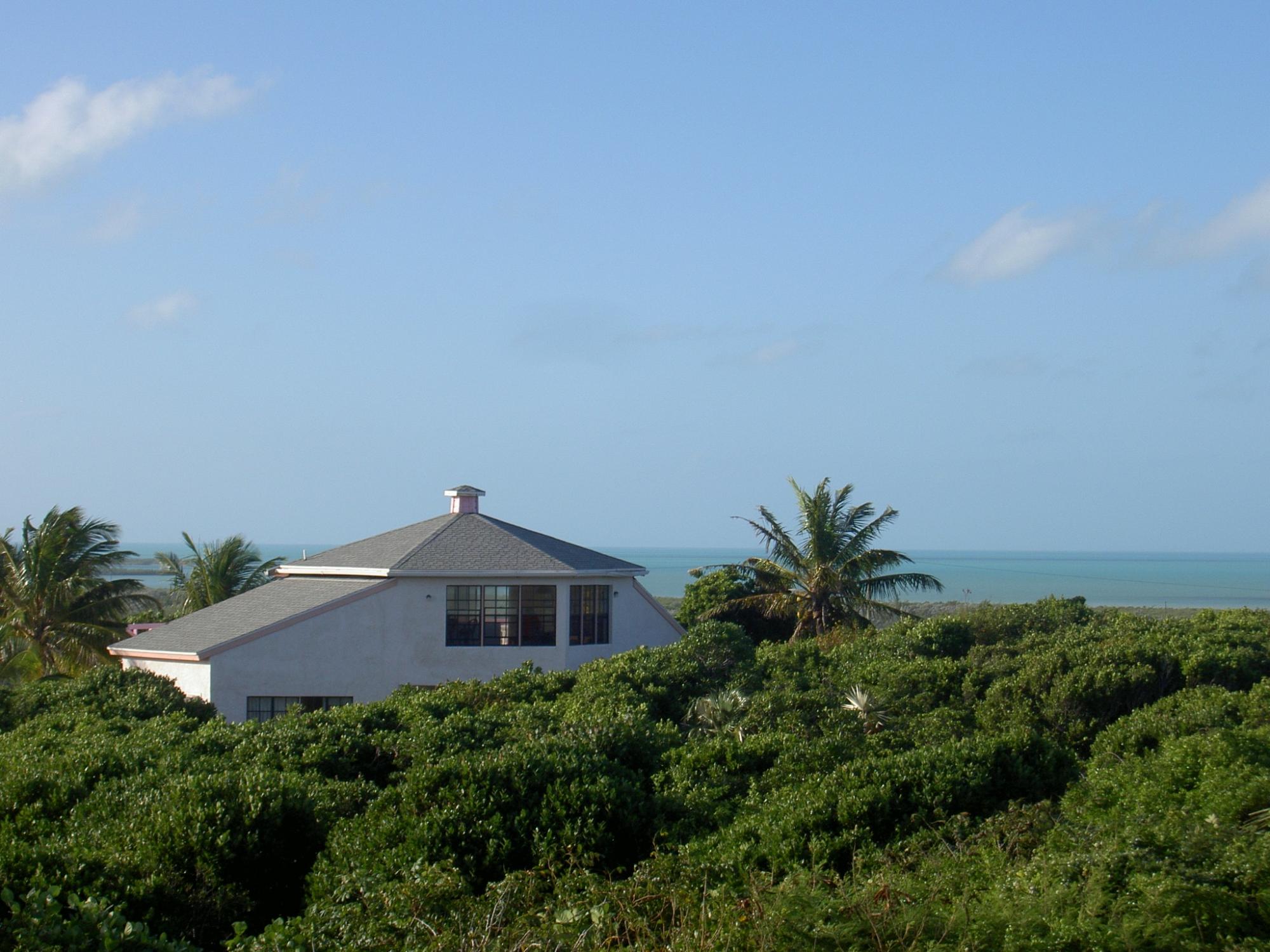 SUNSET HOUSE   4/2