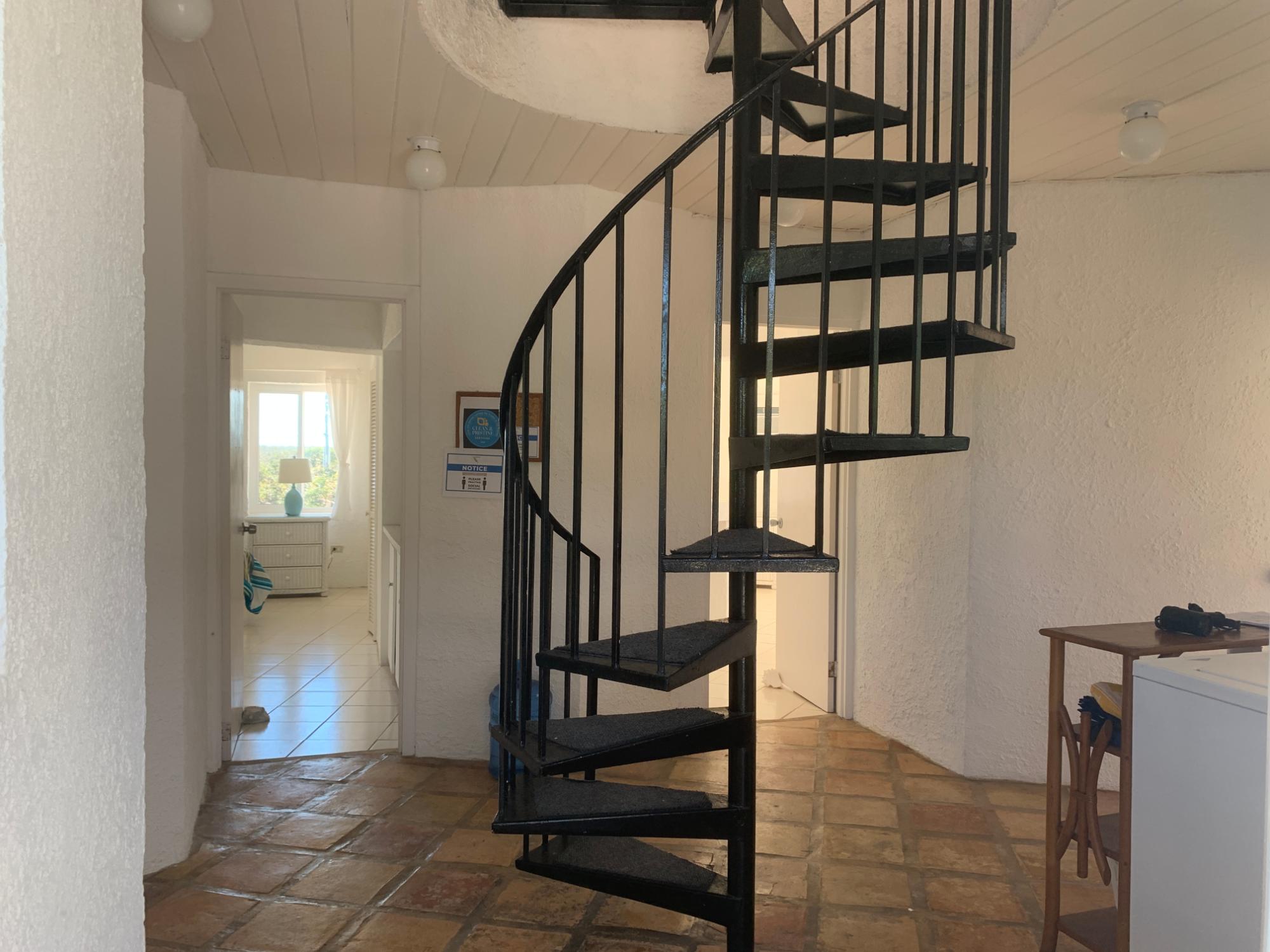 SUNSET HOUSE   4/2