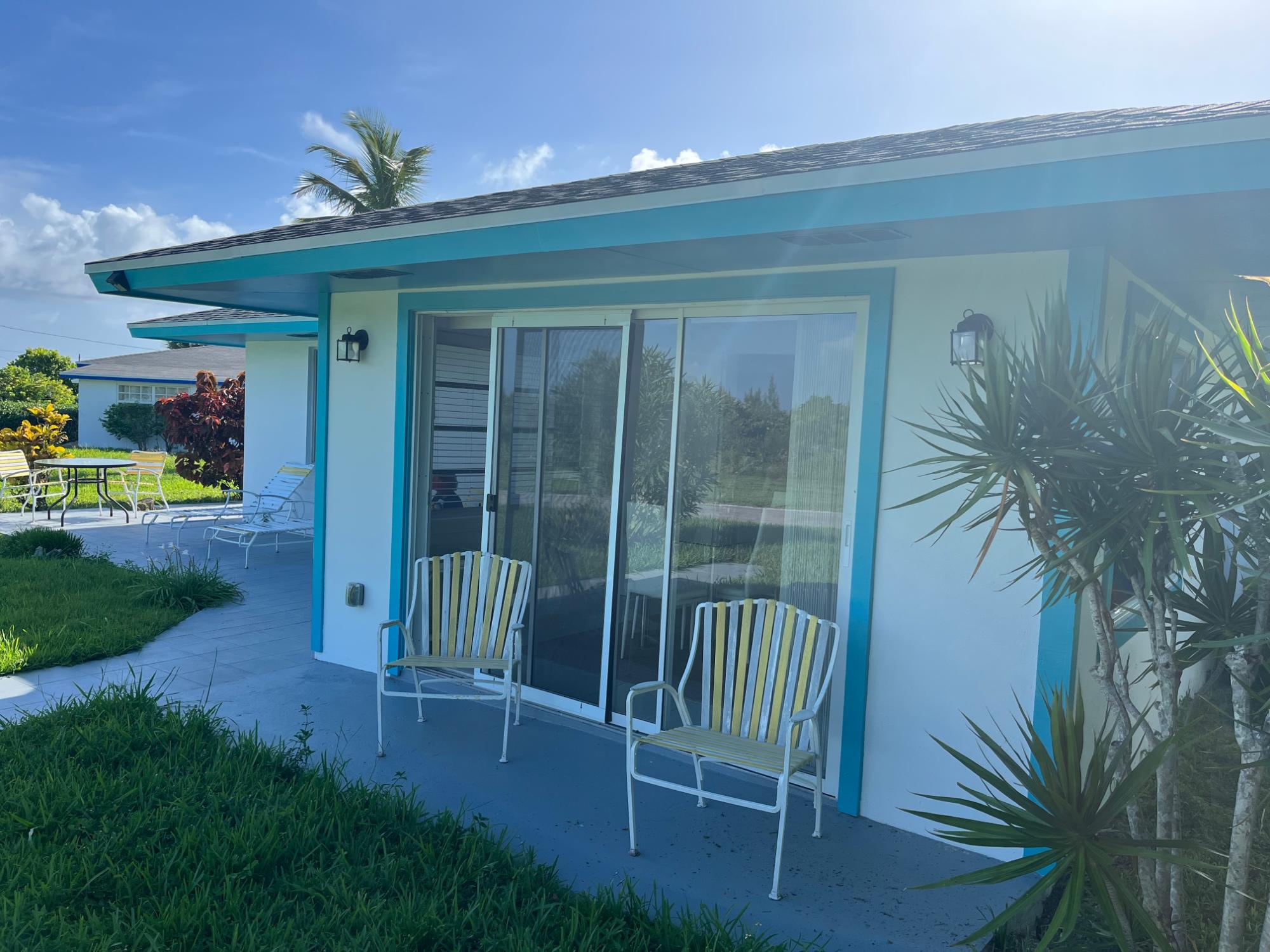 BEACH VILLAS