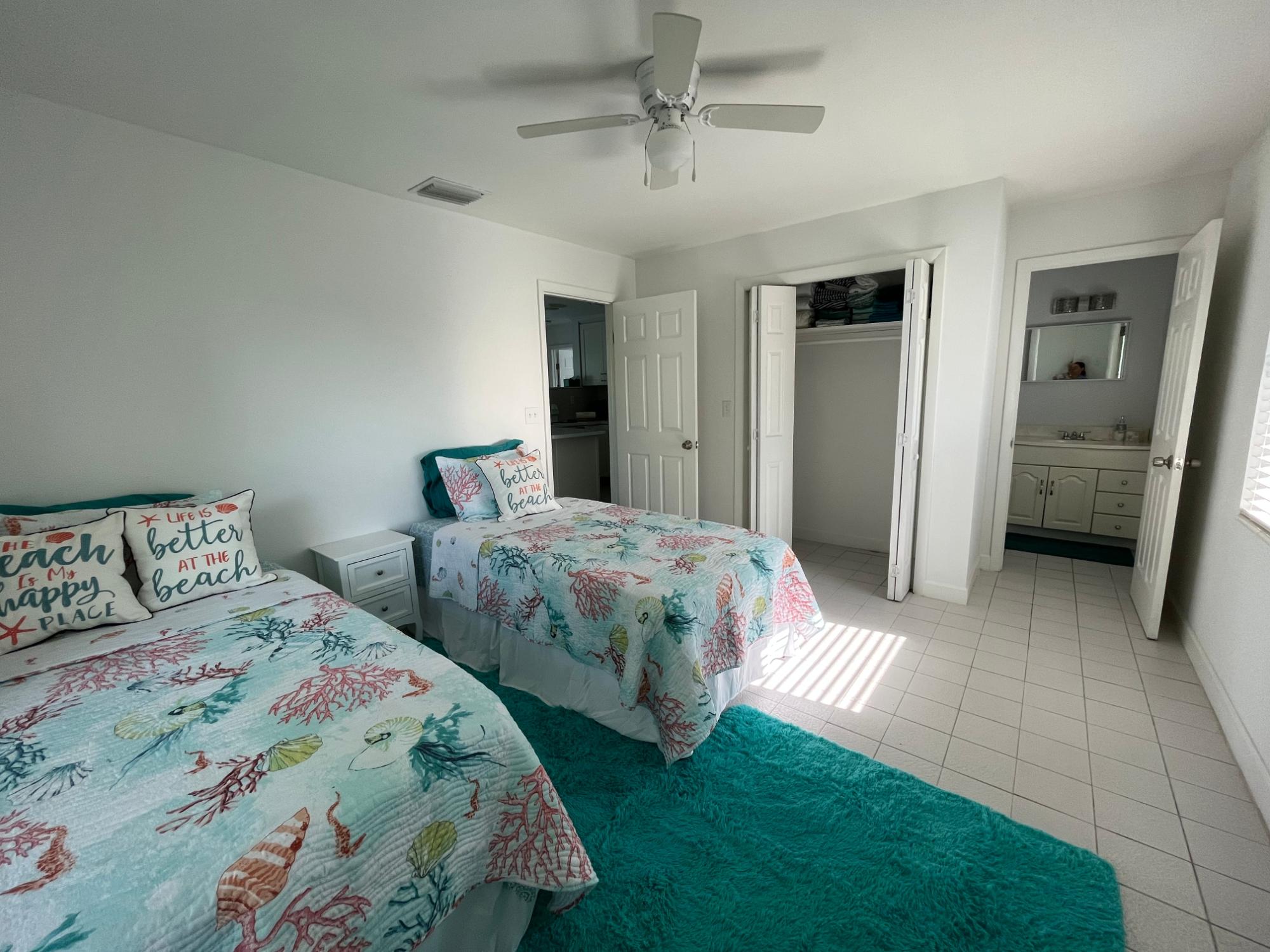 BEACH VILLAS