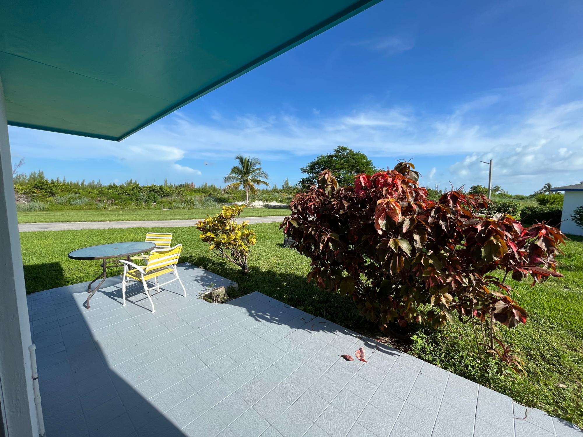 BEACH VILLAS