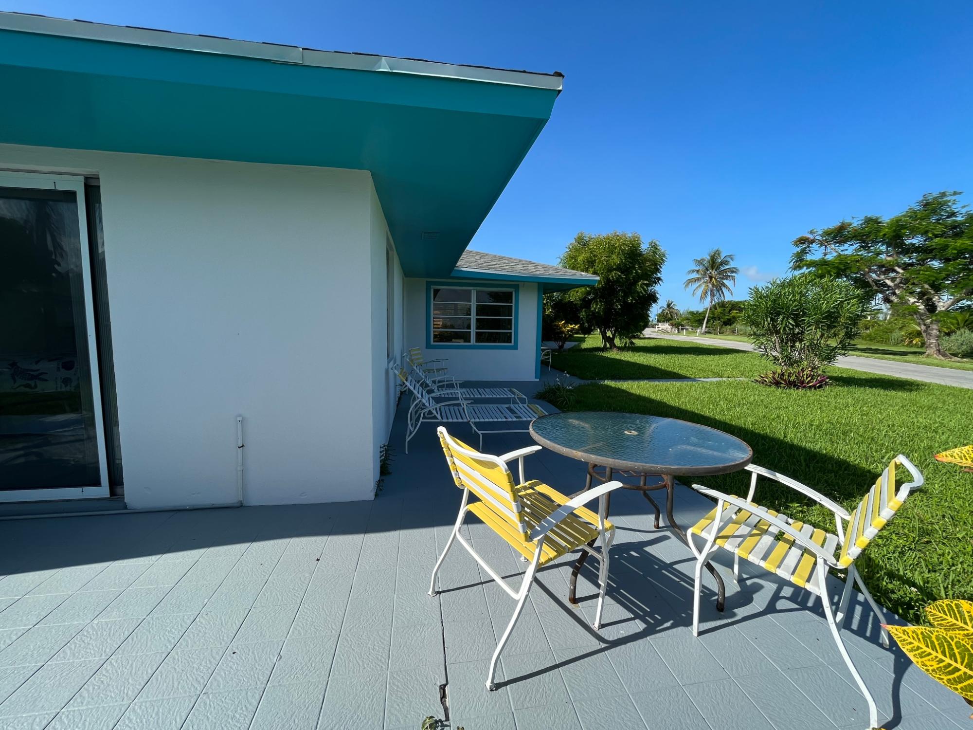 BEACH VILLAS