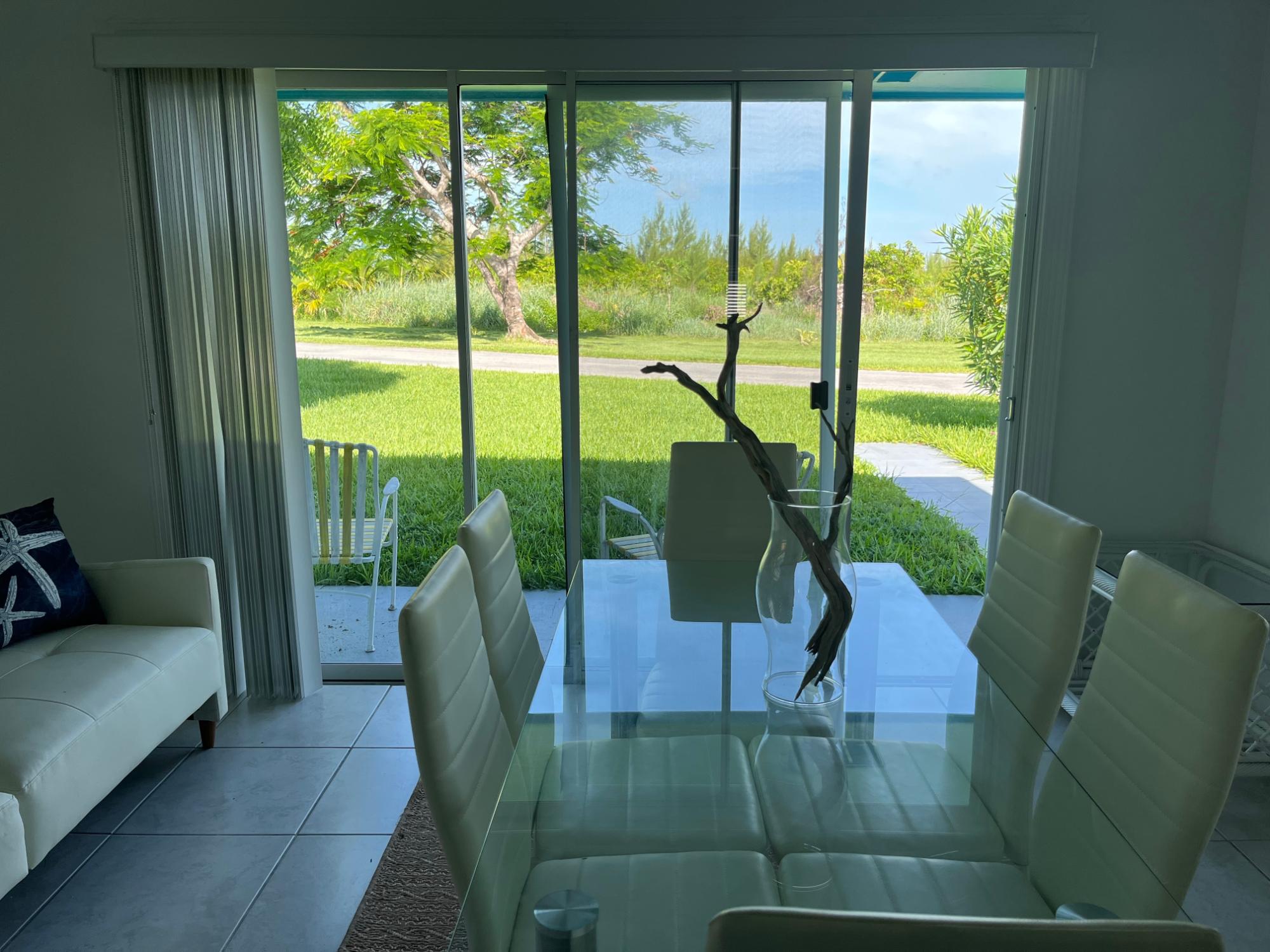 BEACH VILLAS