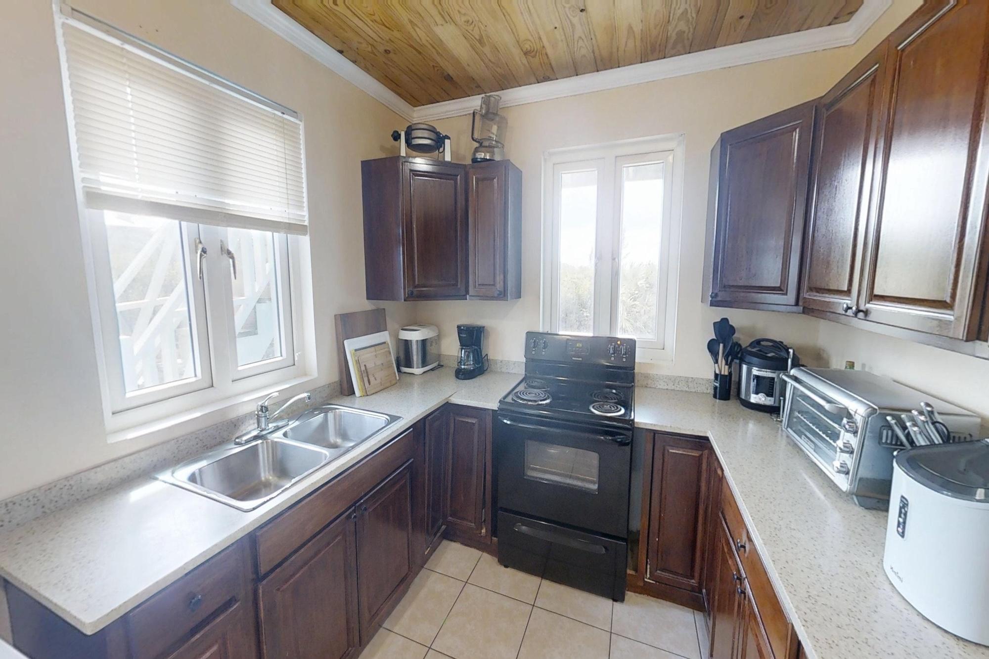 BLUE ISLAND COTTAGE 93A