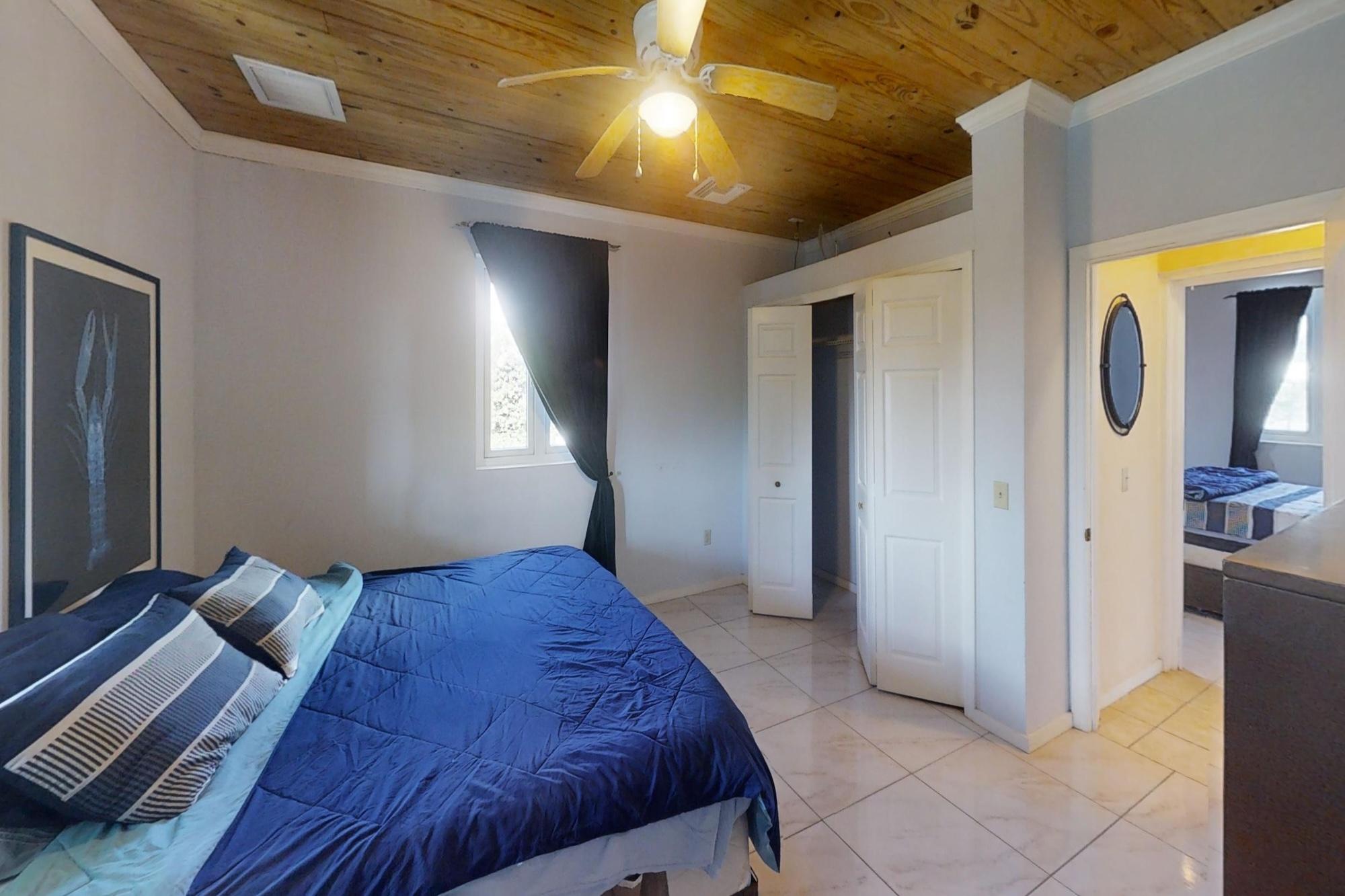 BLUE ISLAND COTTAGE 93A