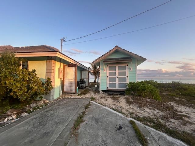 PELICAN POINT