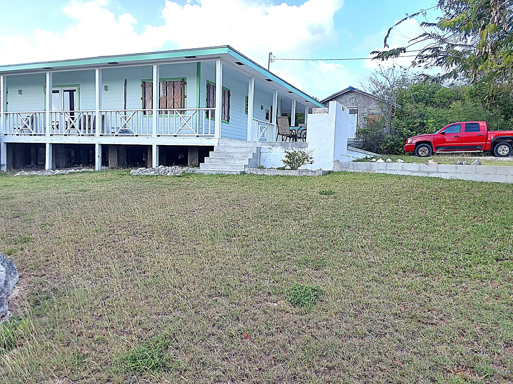 4BD/2BA HOUSE SCRUB HILL
