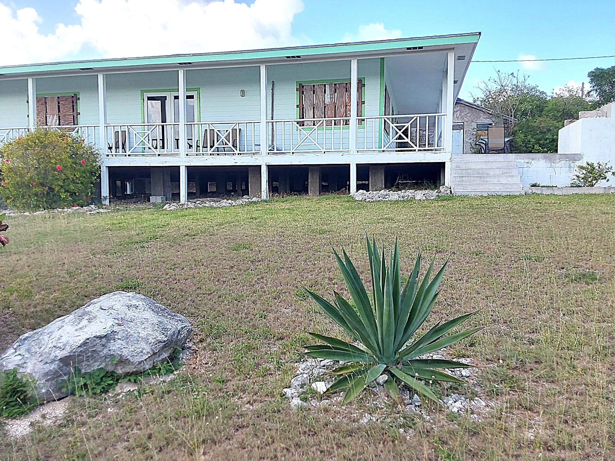 4BD/2BA HOUSE SCRUB HILL