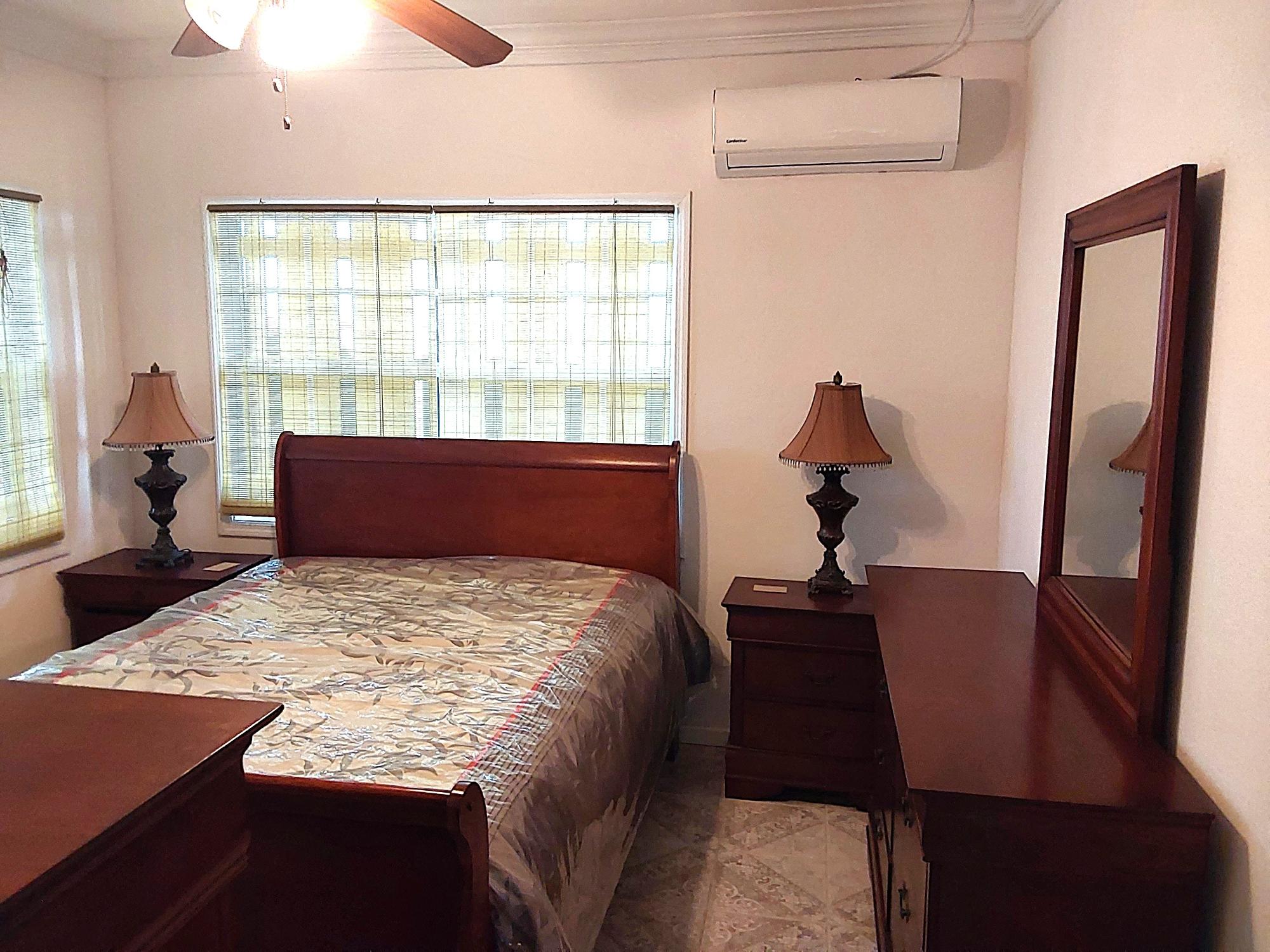 4BD/2BA HOUSE SCRUB HILL