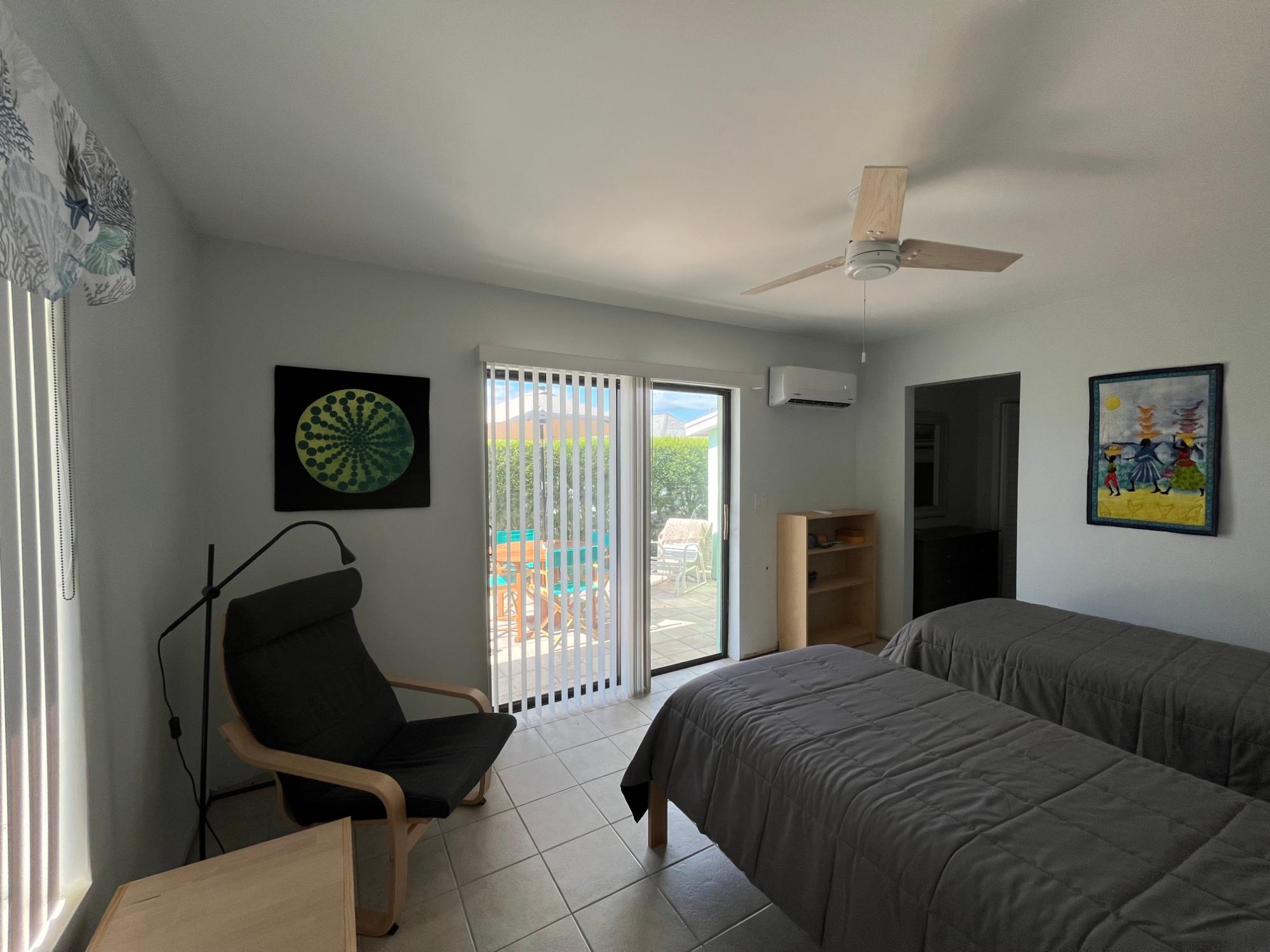 BEACH VILLAS